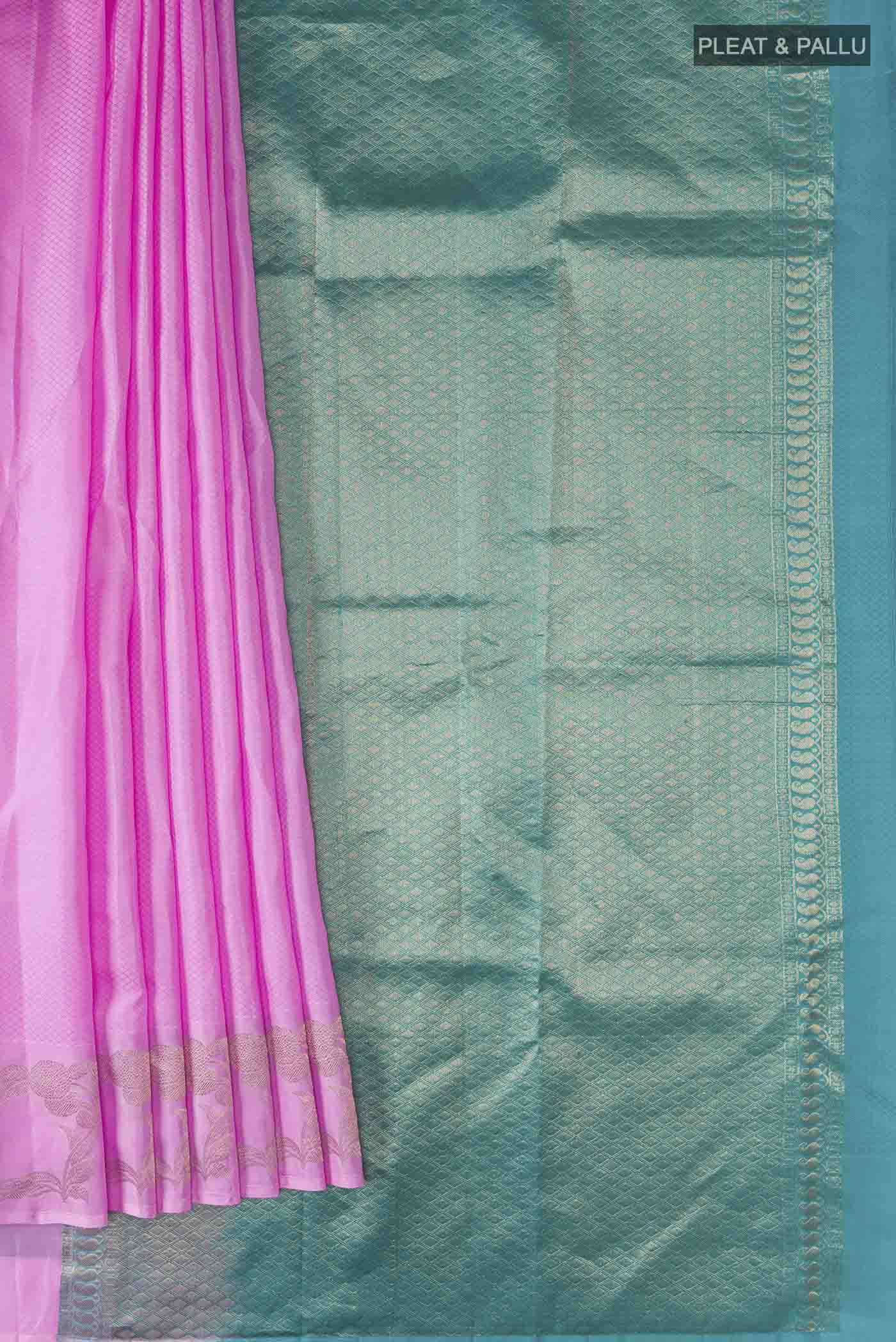 pleats pallu