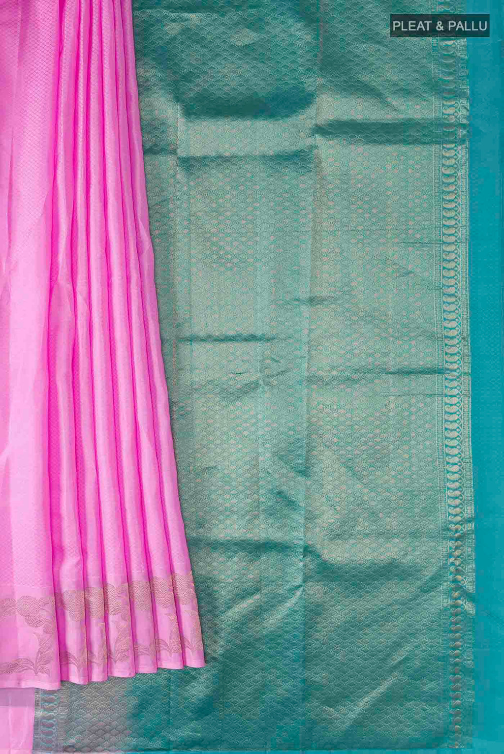 pleats pallu