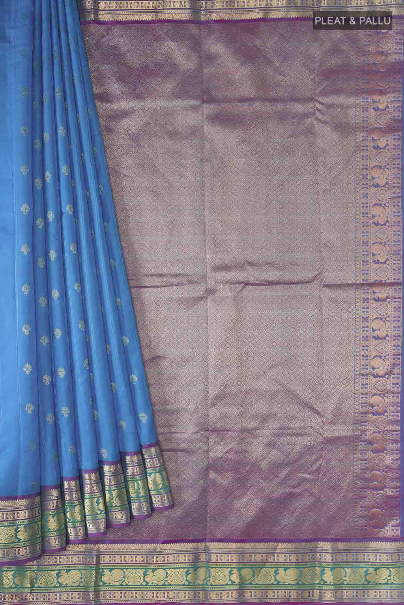 pleats pallu