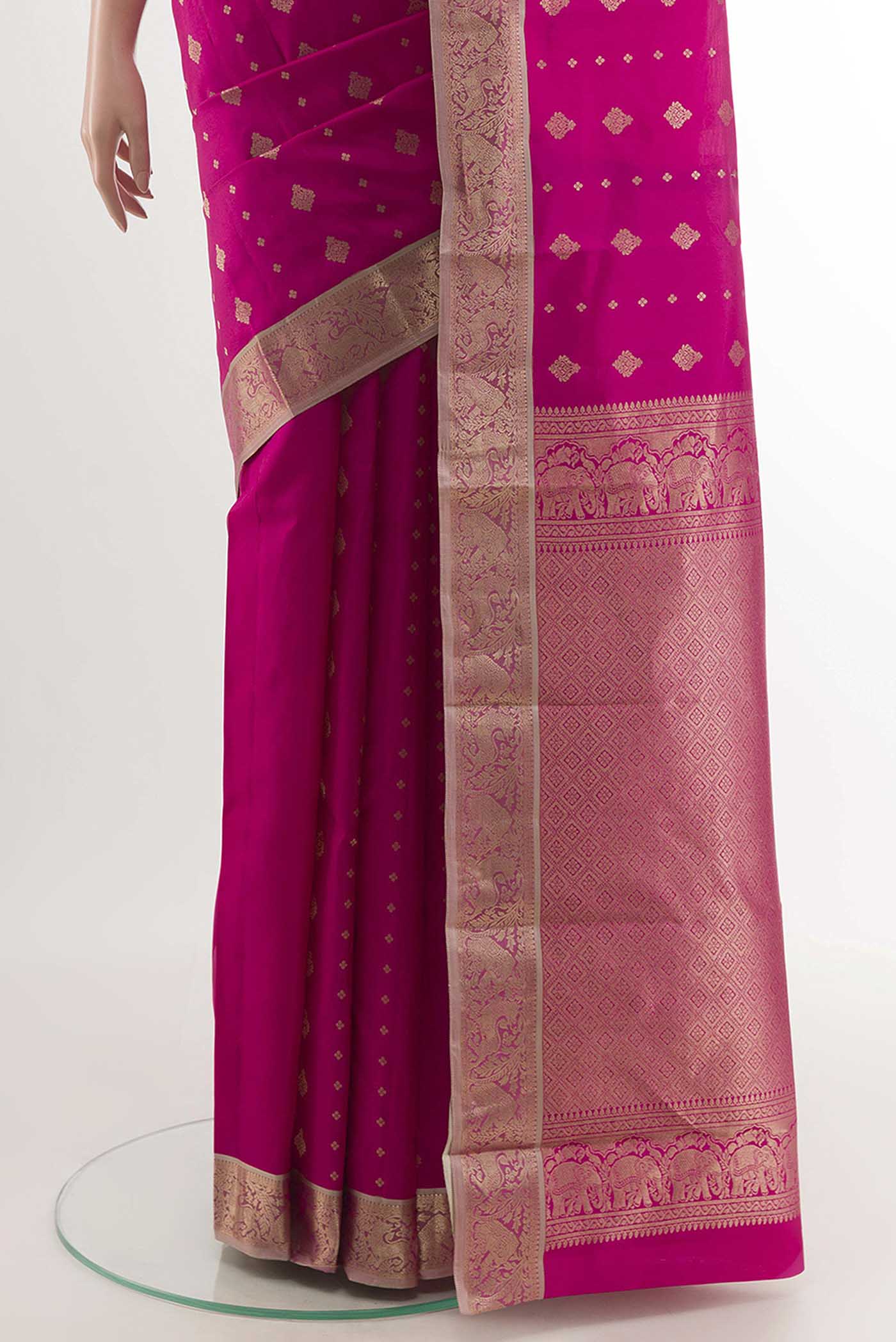 pleats pallu