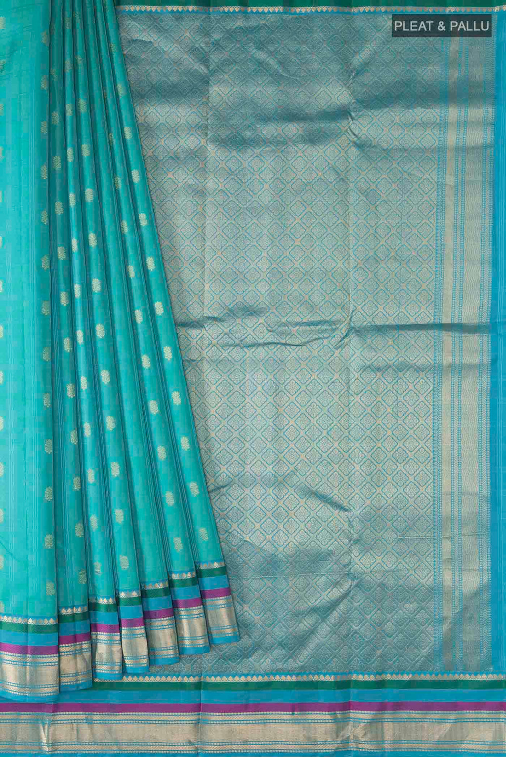 pleats pallu