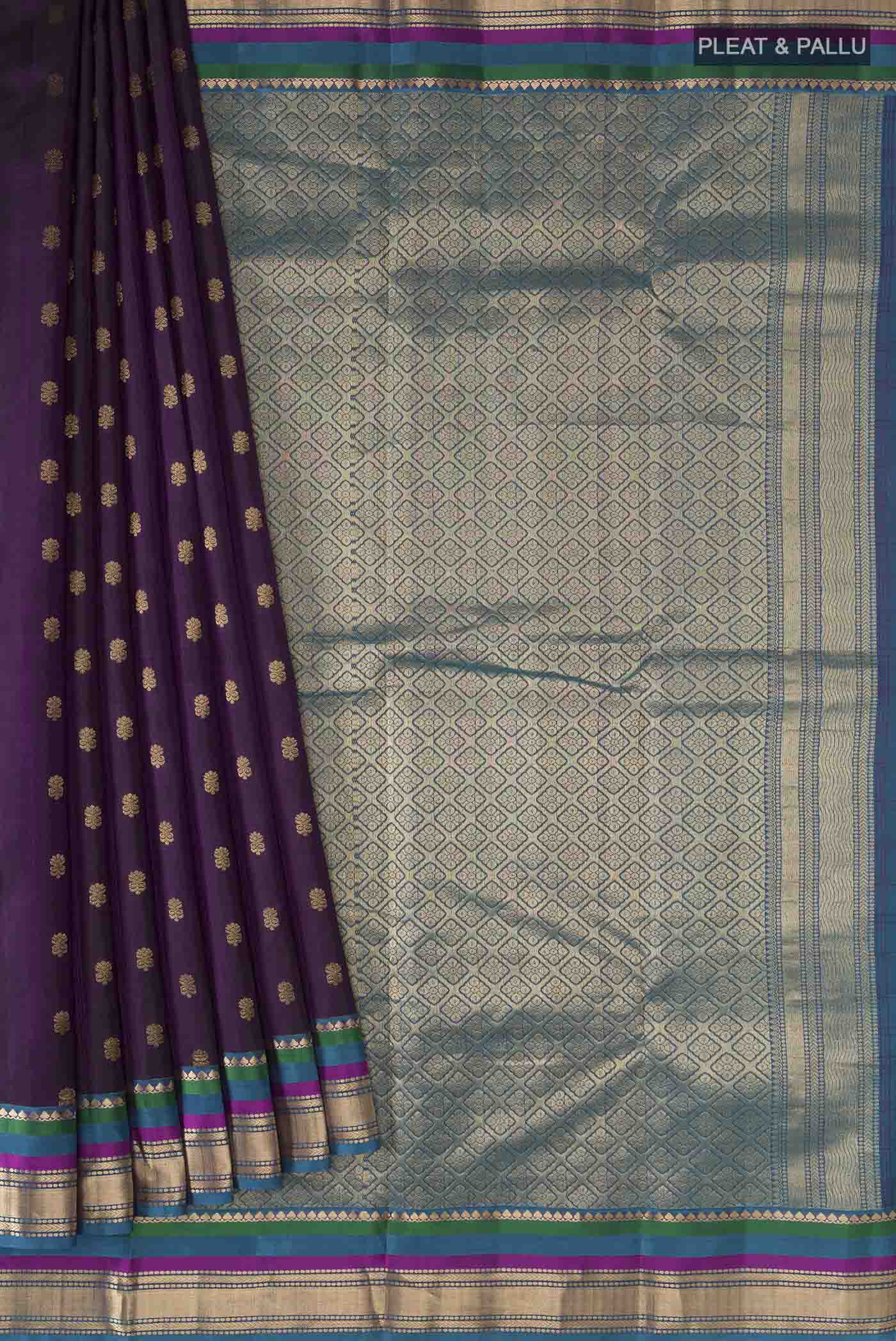 pleats pallu