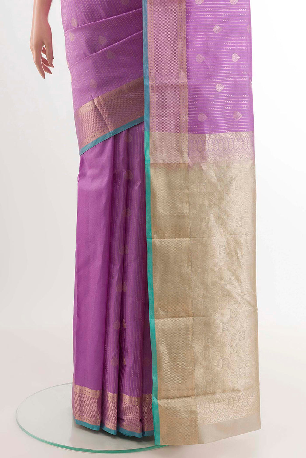 pleats pallu