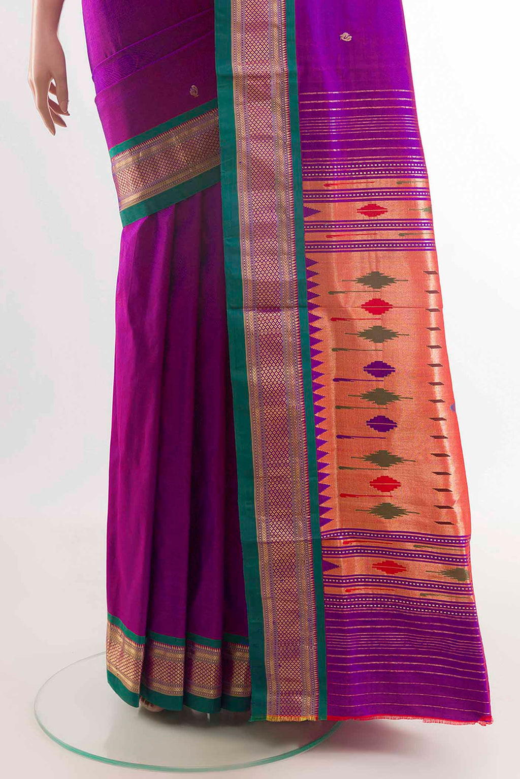 pleats pallu