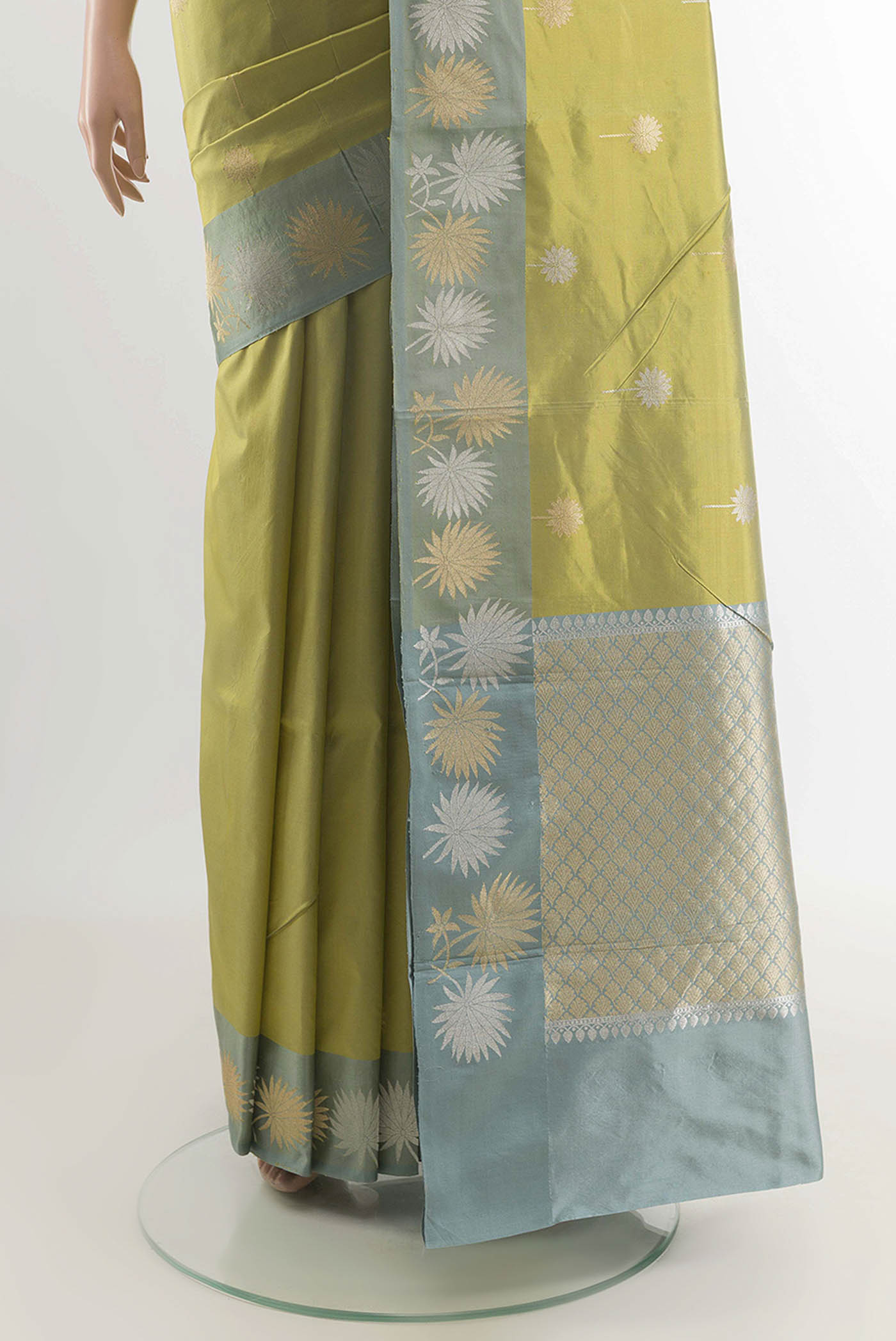 pleats pallu