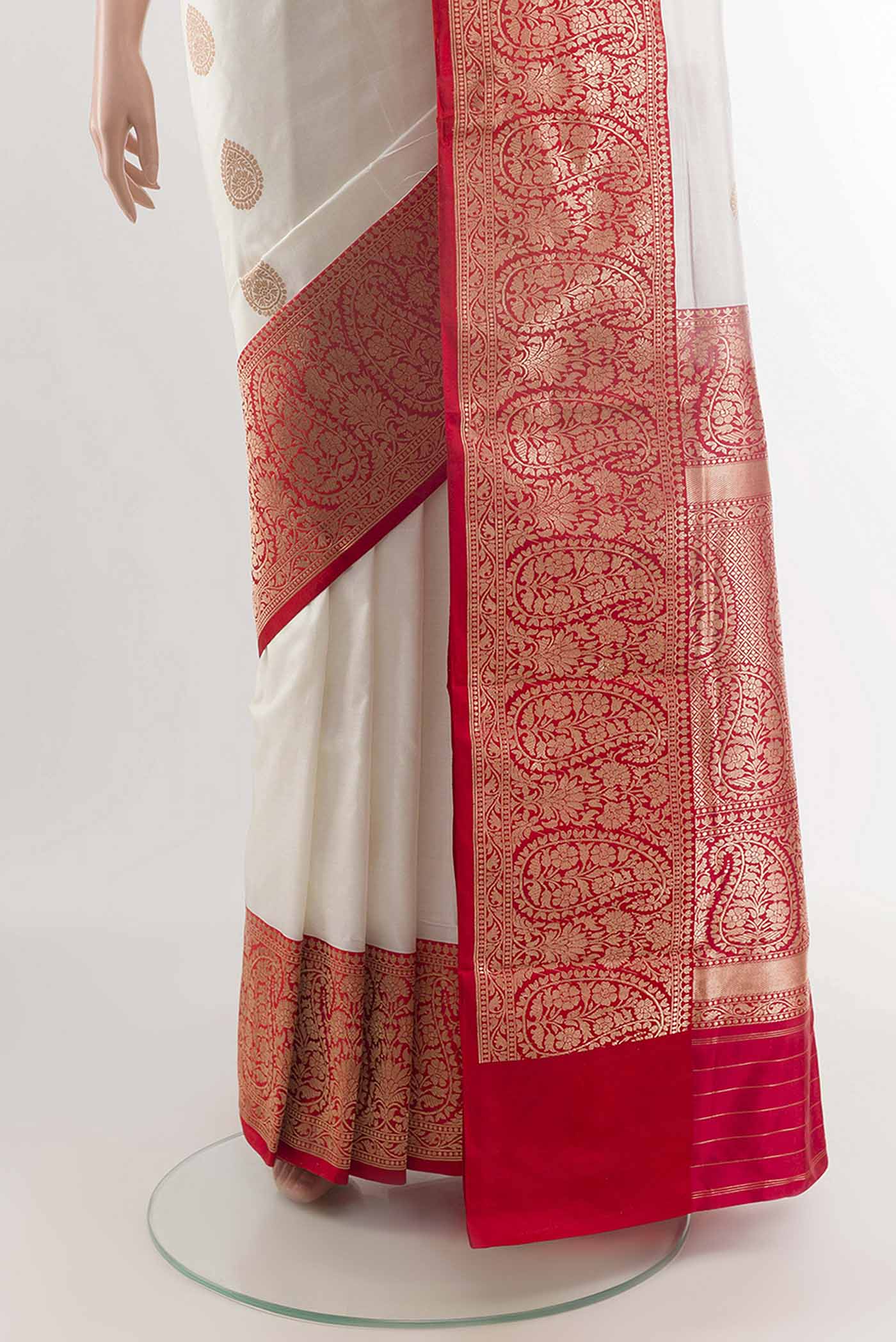 pleats pallu