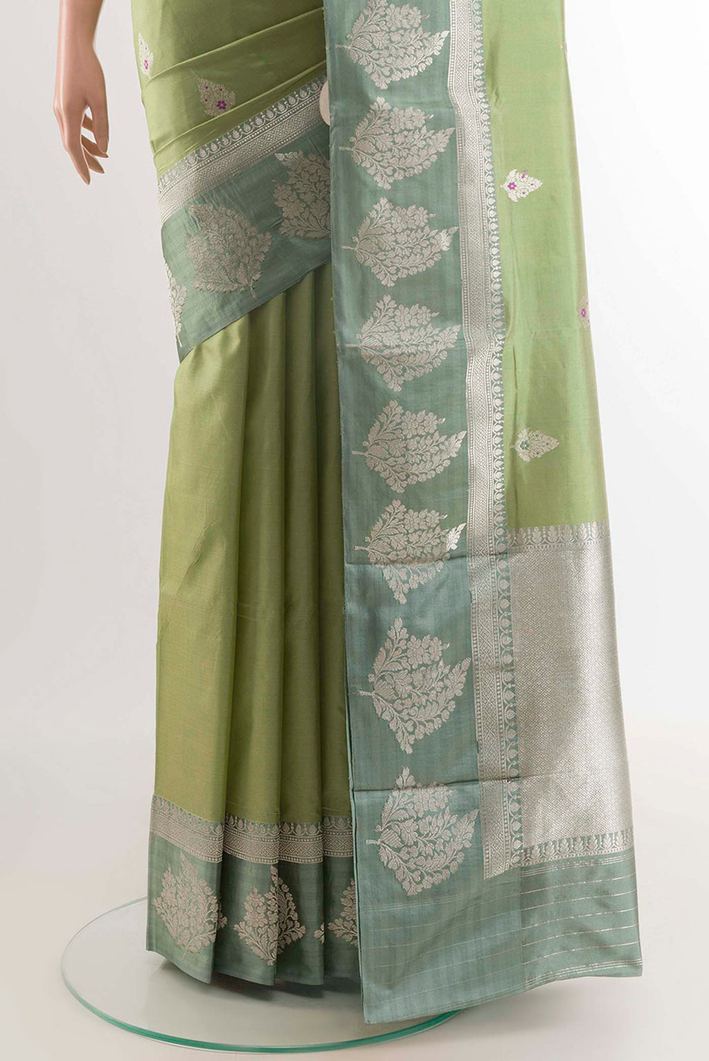 pleats pallu