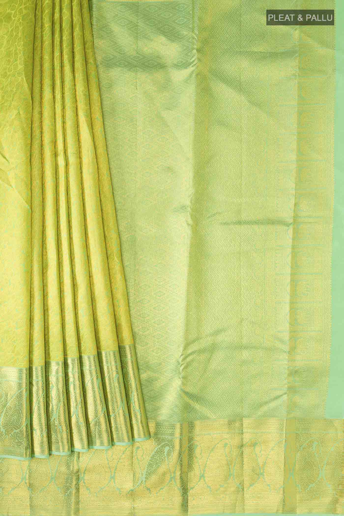 pleats pallu