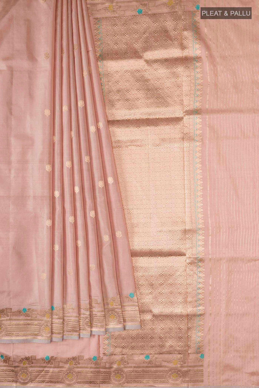 pleats pallu