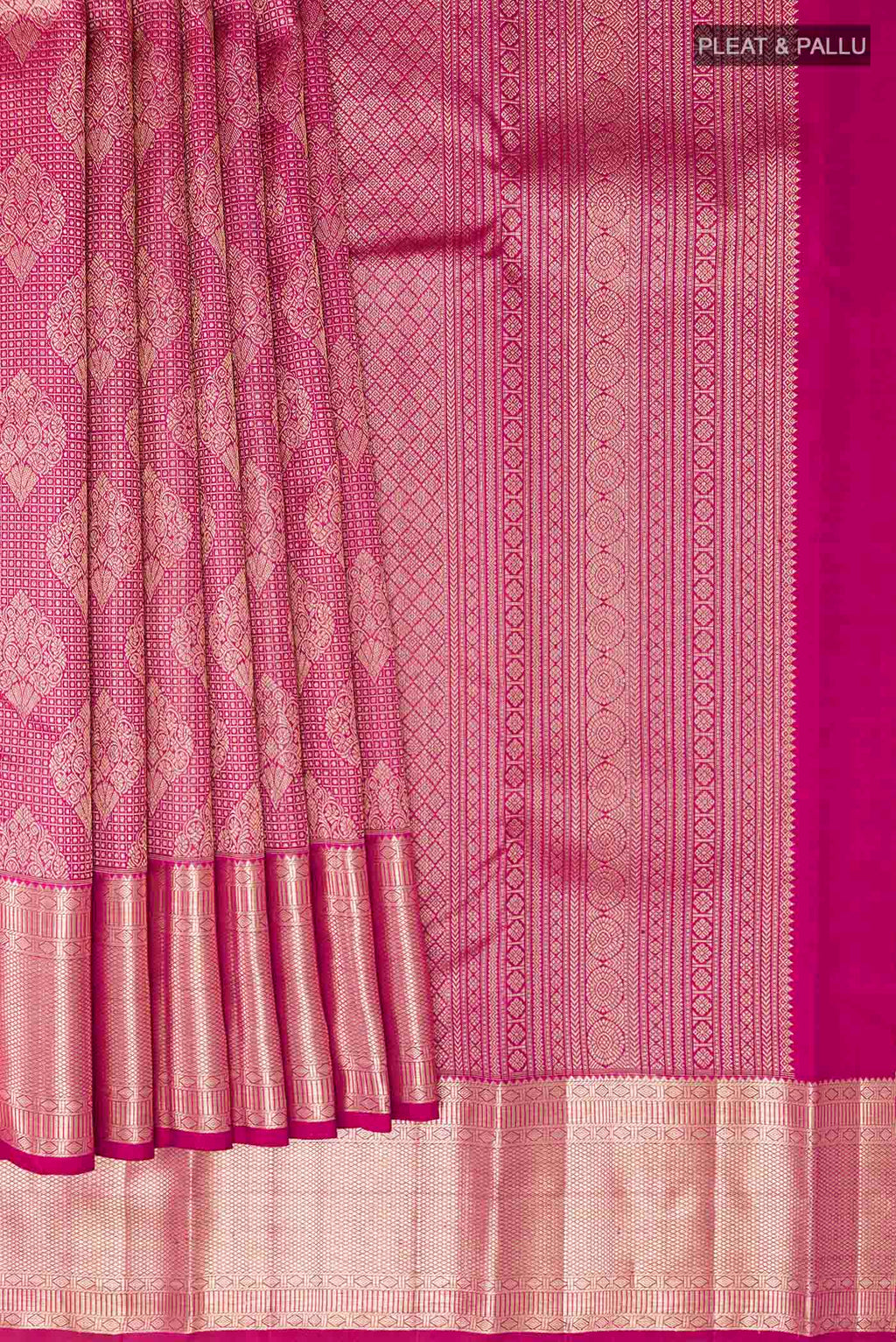 pleats pallu
