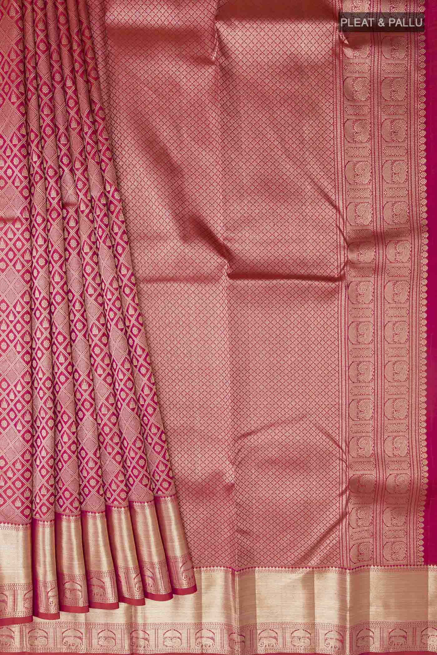 pleats pallu