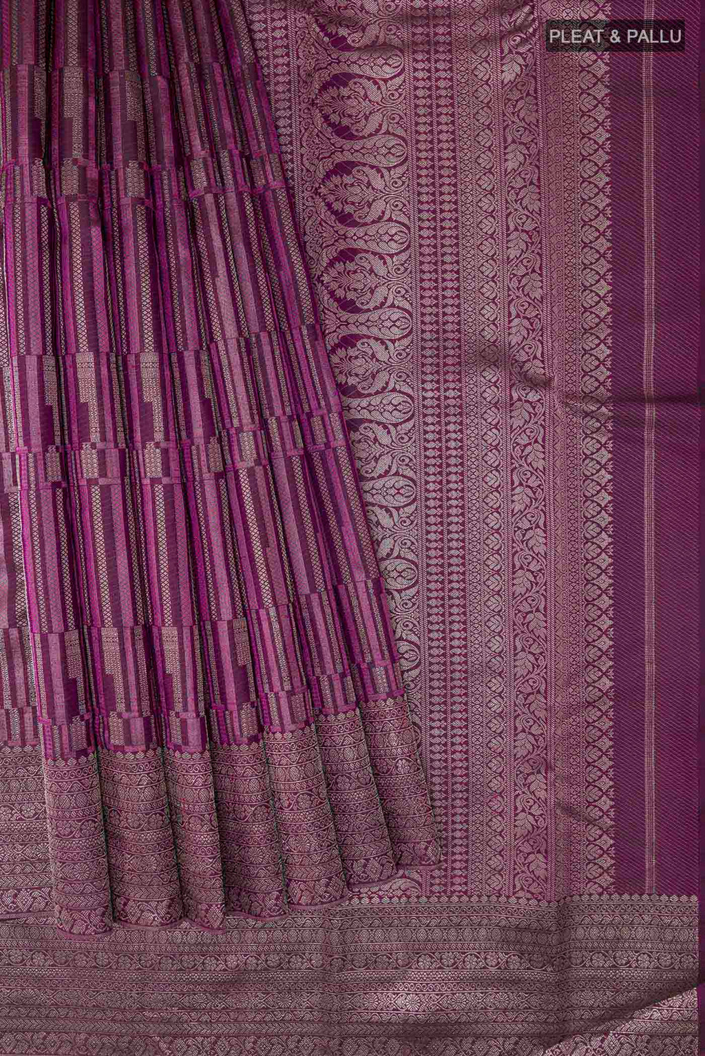 pleats pallu