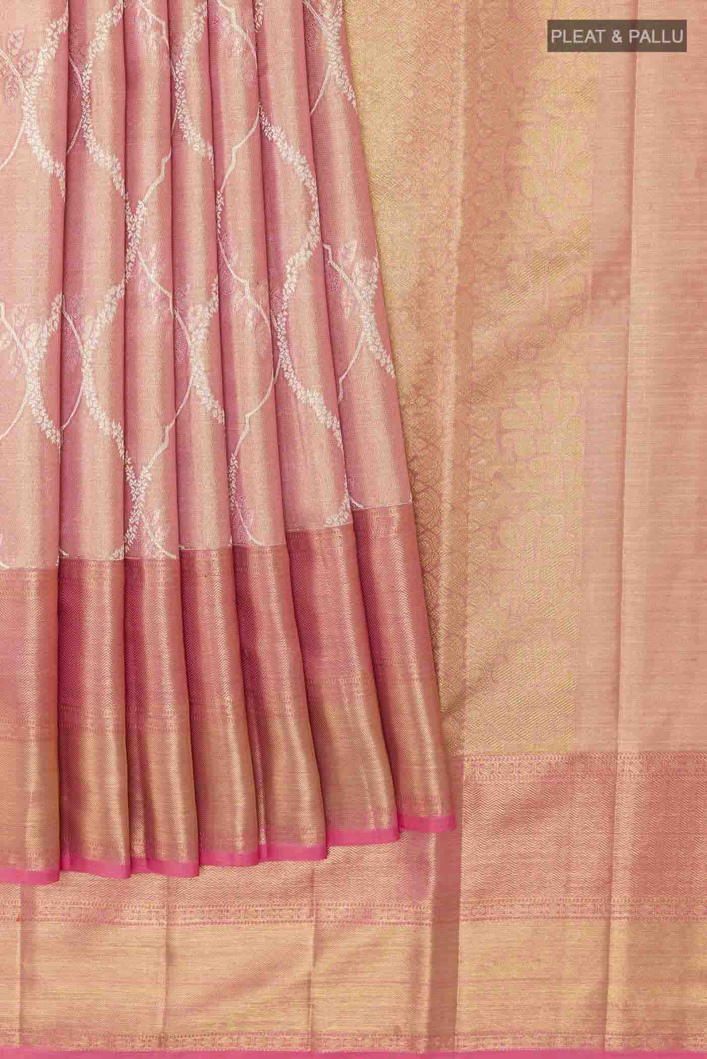 pleats pallu
