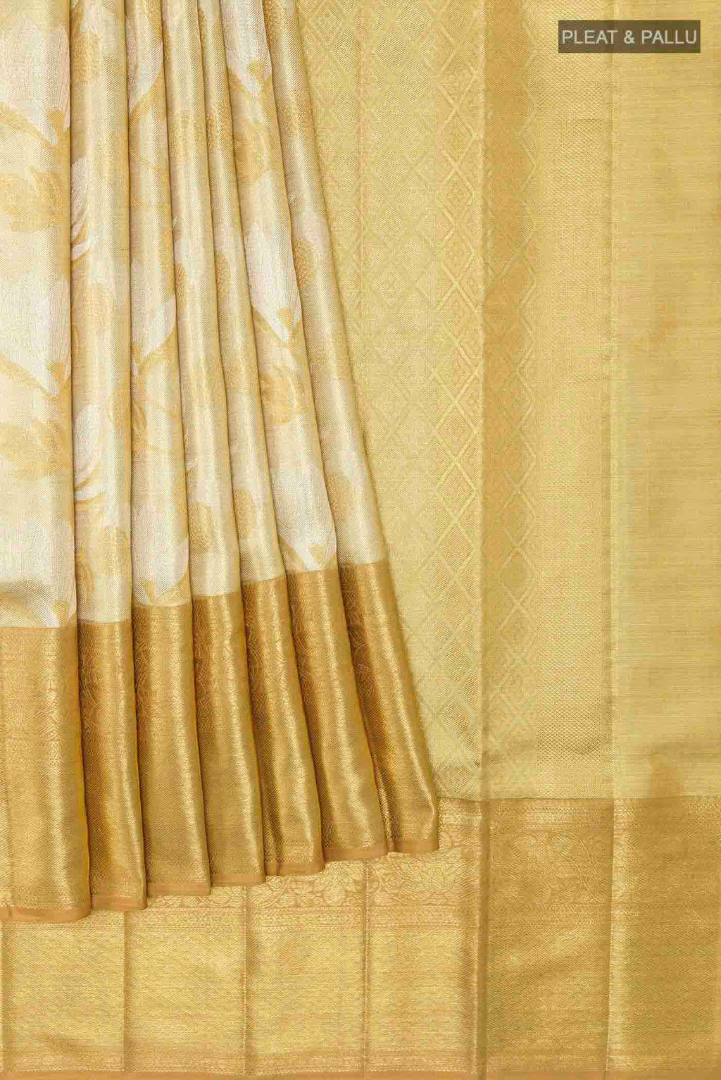 pleats pallu
