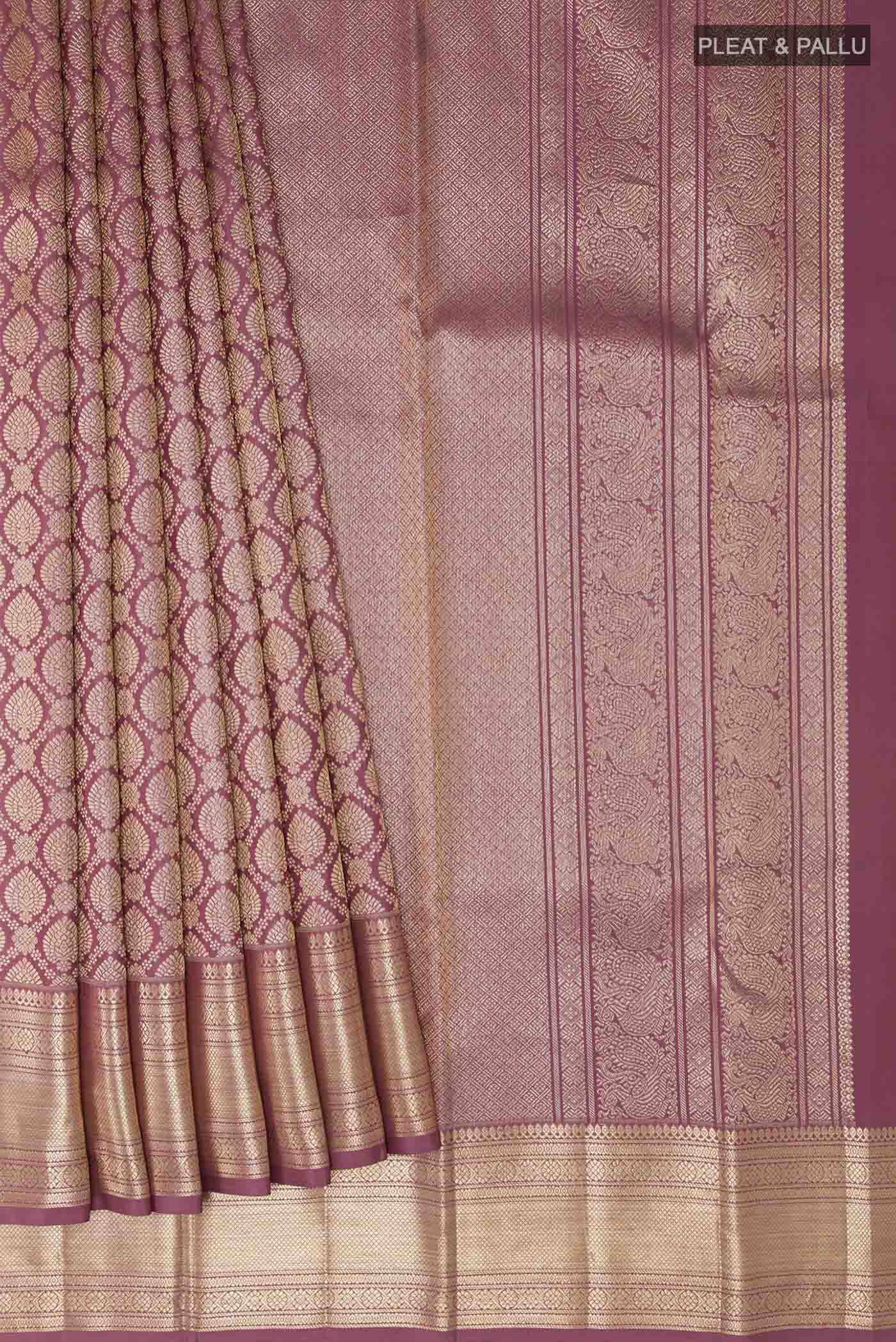 pleats pallu