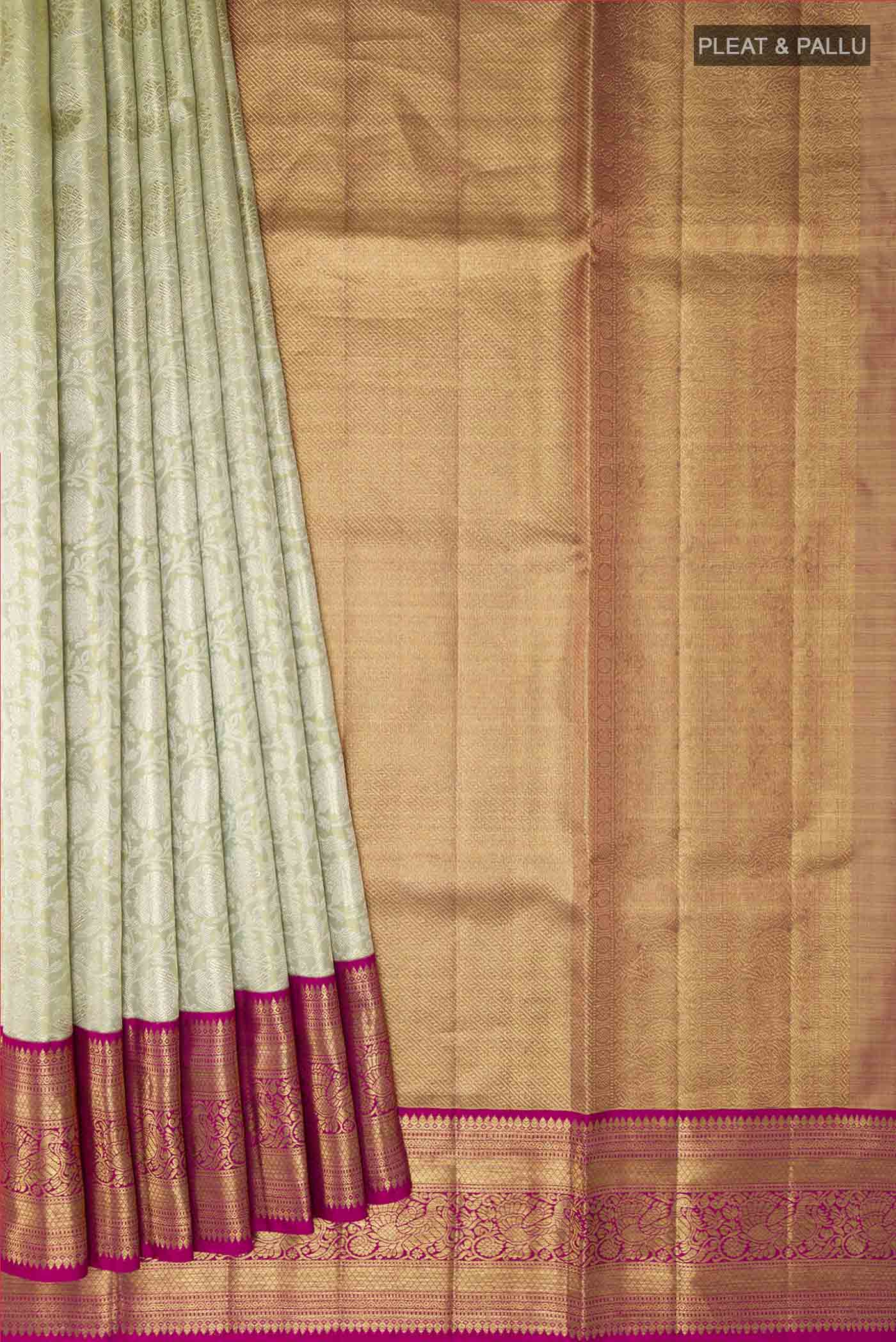 pleats pallu