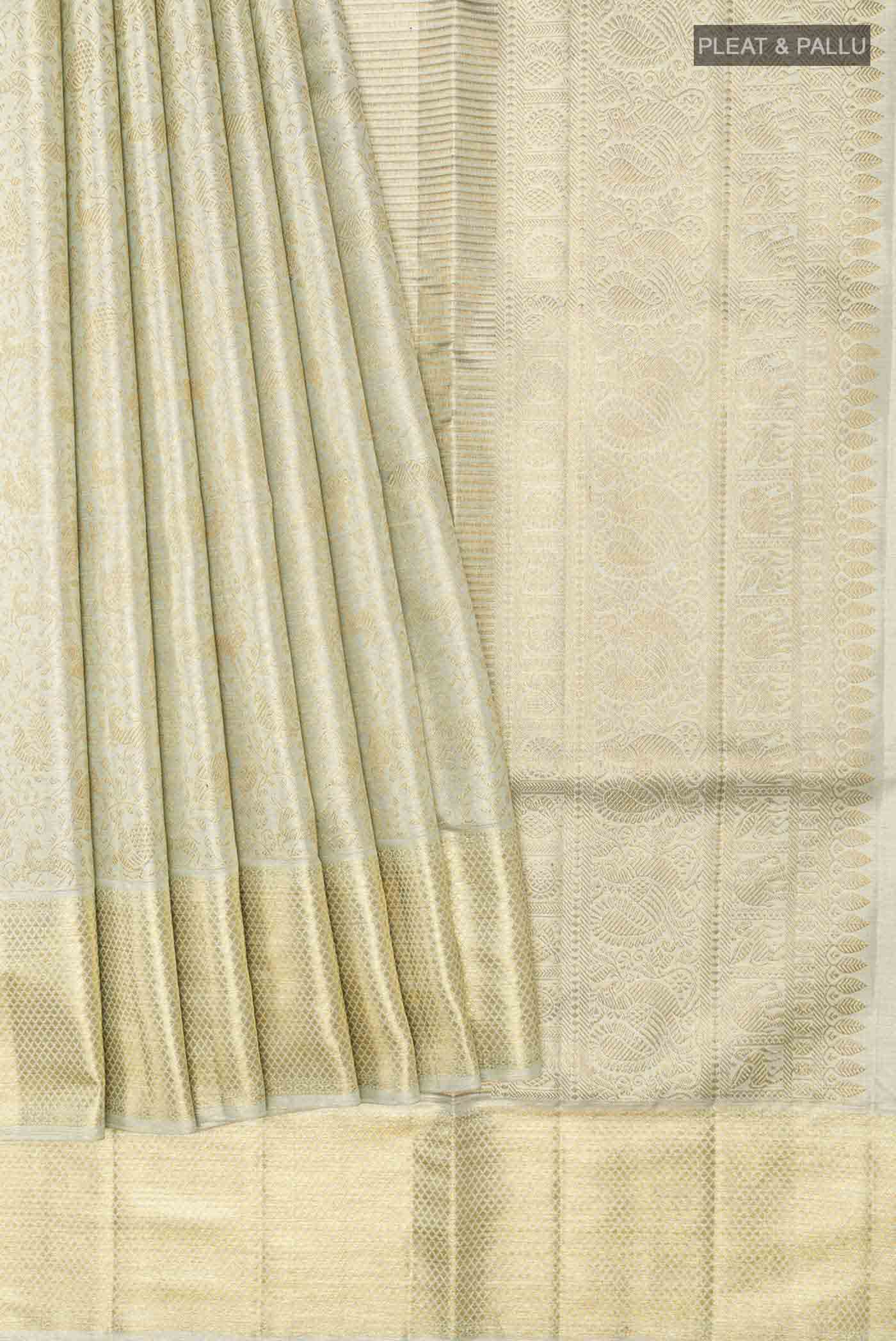 pleats pallu
