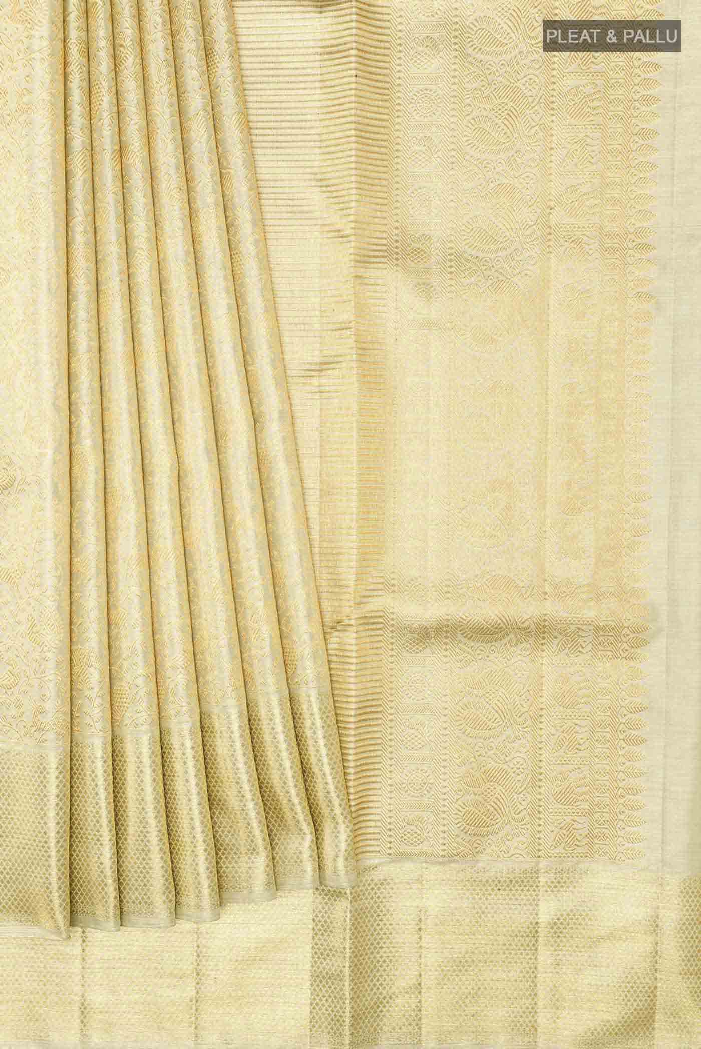 pleats pallu