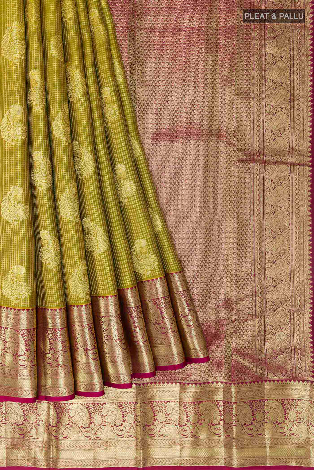 pleats pallu