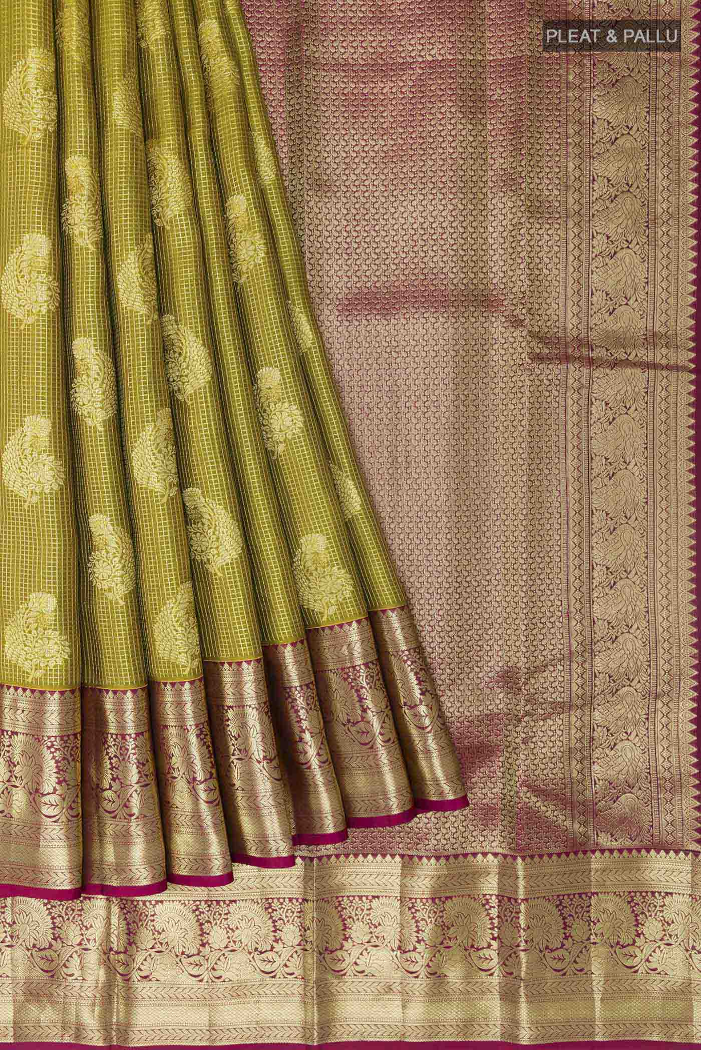 pleats pallu