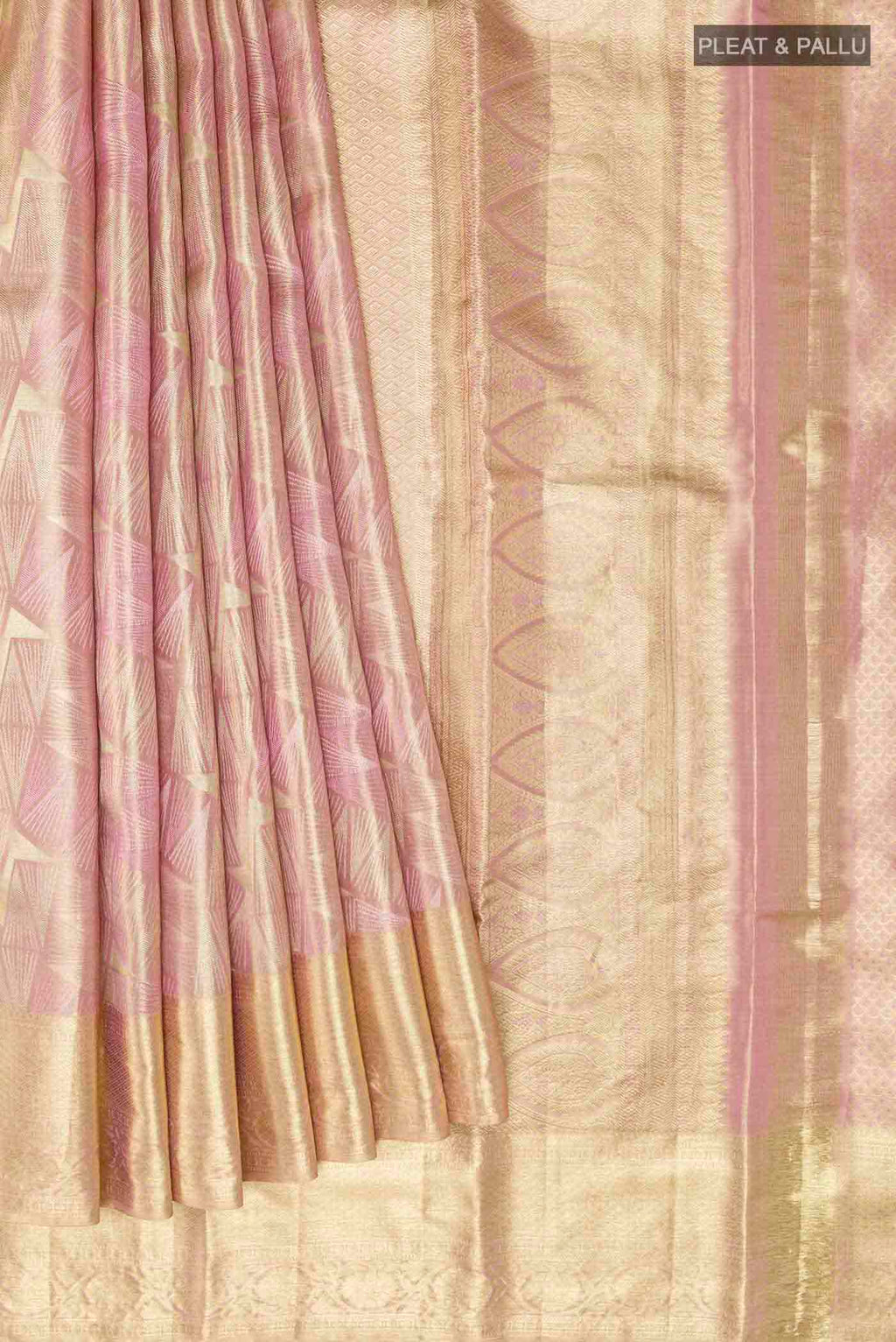 pleats pallu
