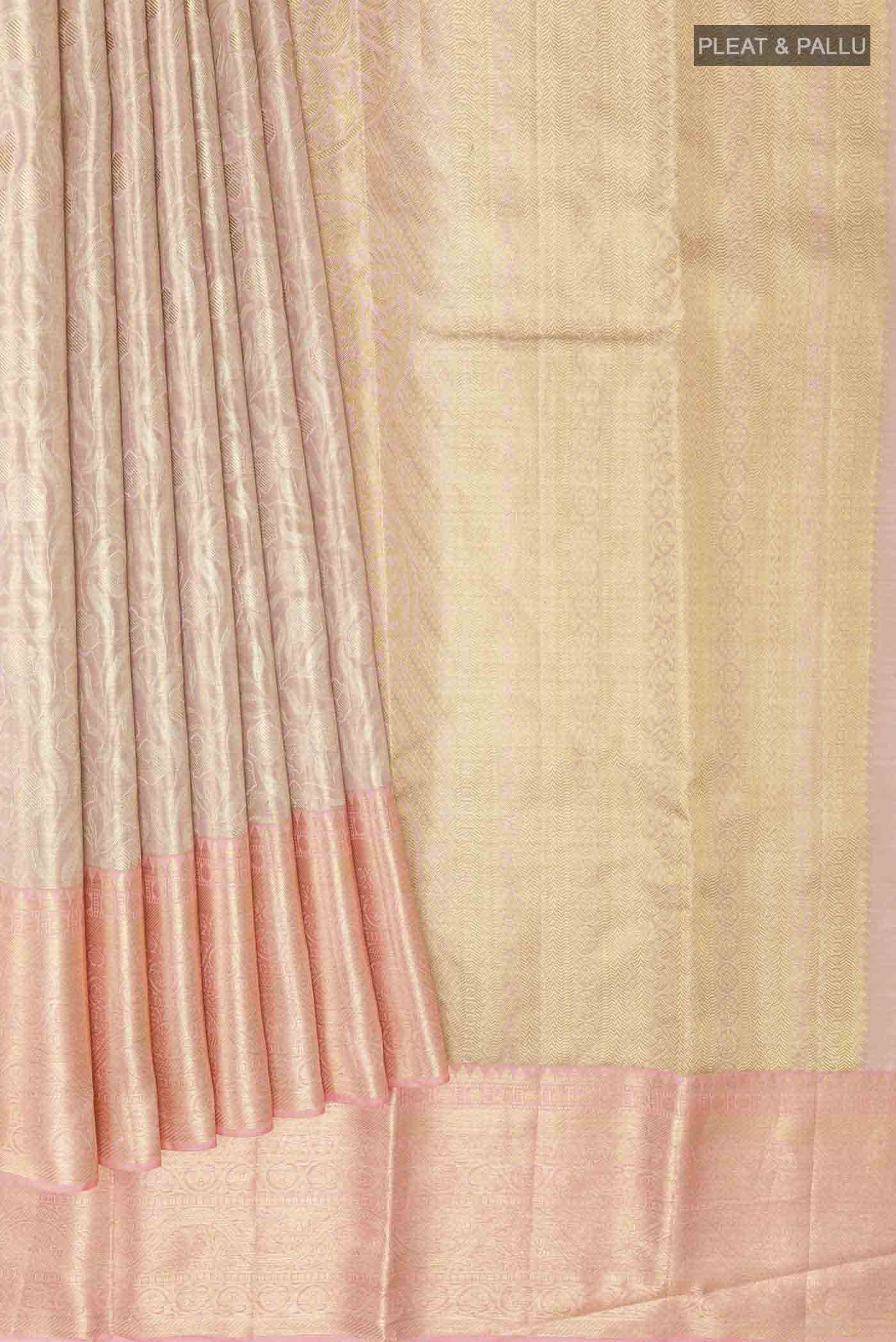 pleats pallu