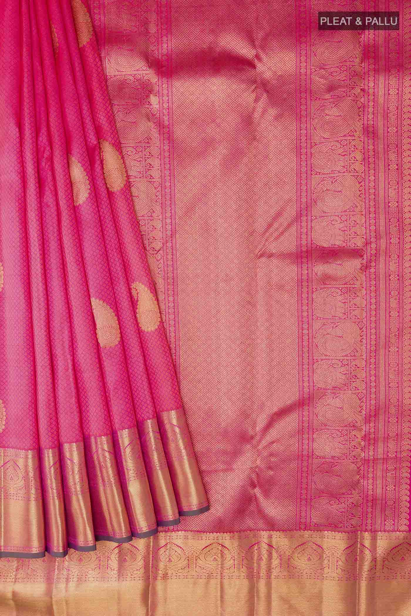 pleats pallu