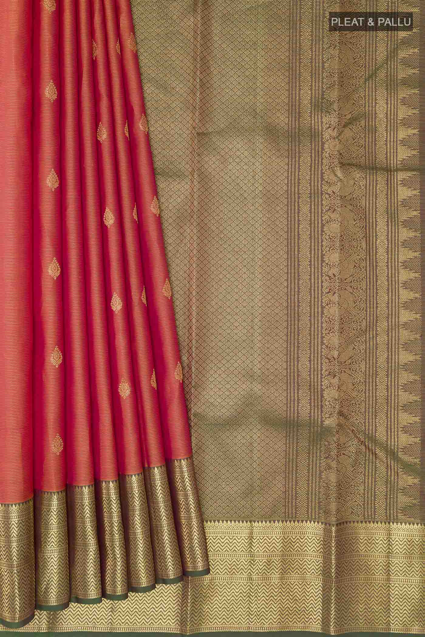 pleats pallu
