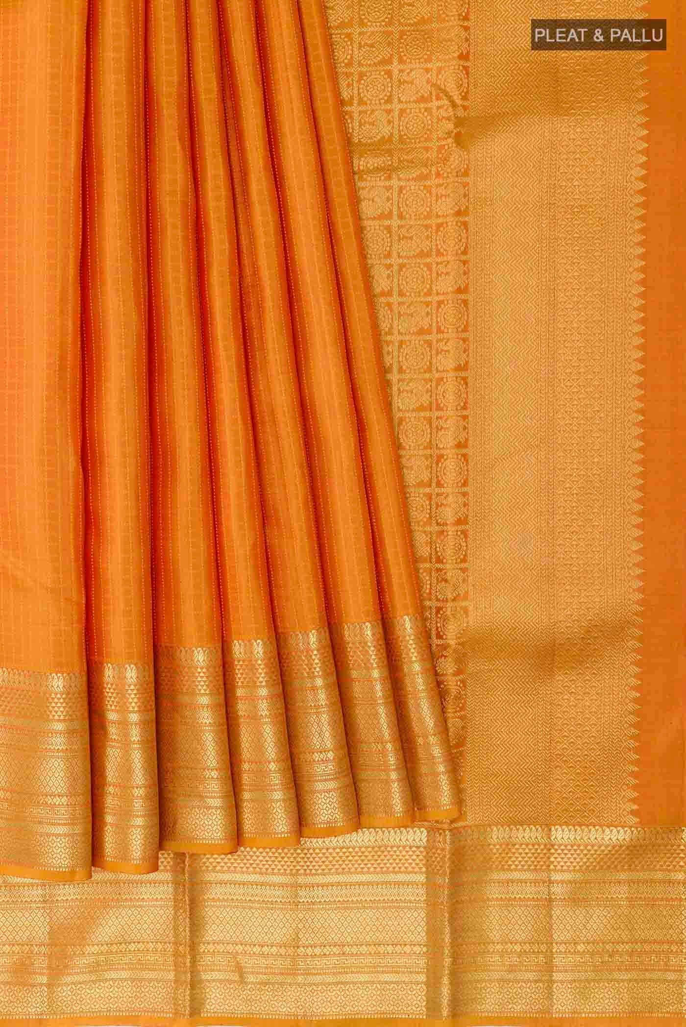 pleats pallu