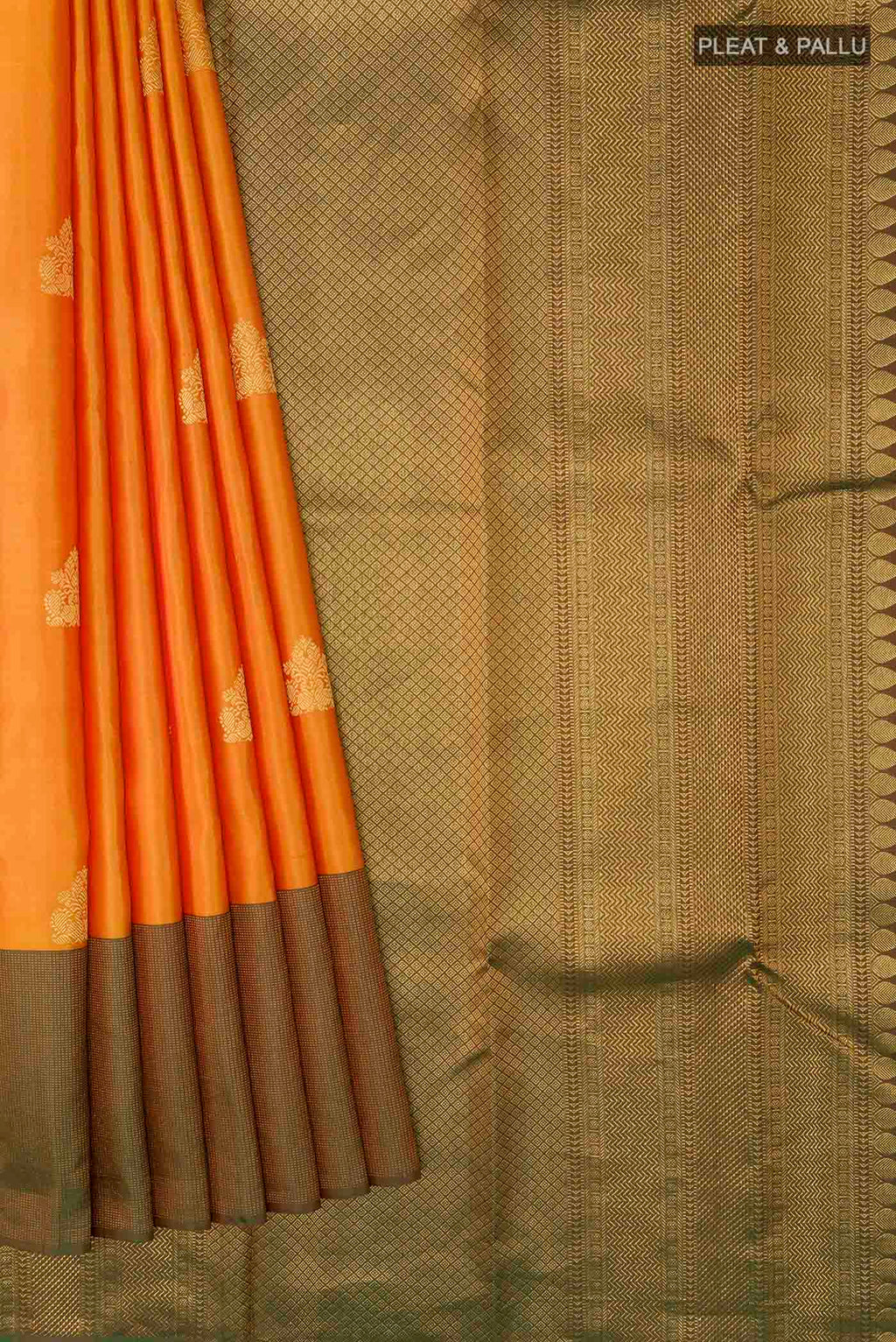 pleats pallu