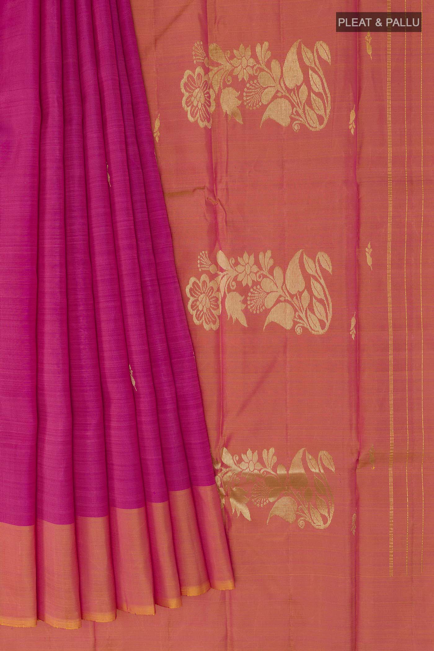 pleats pallu