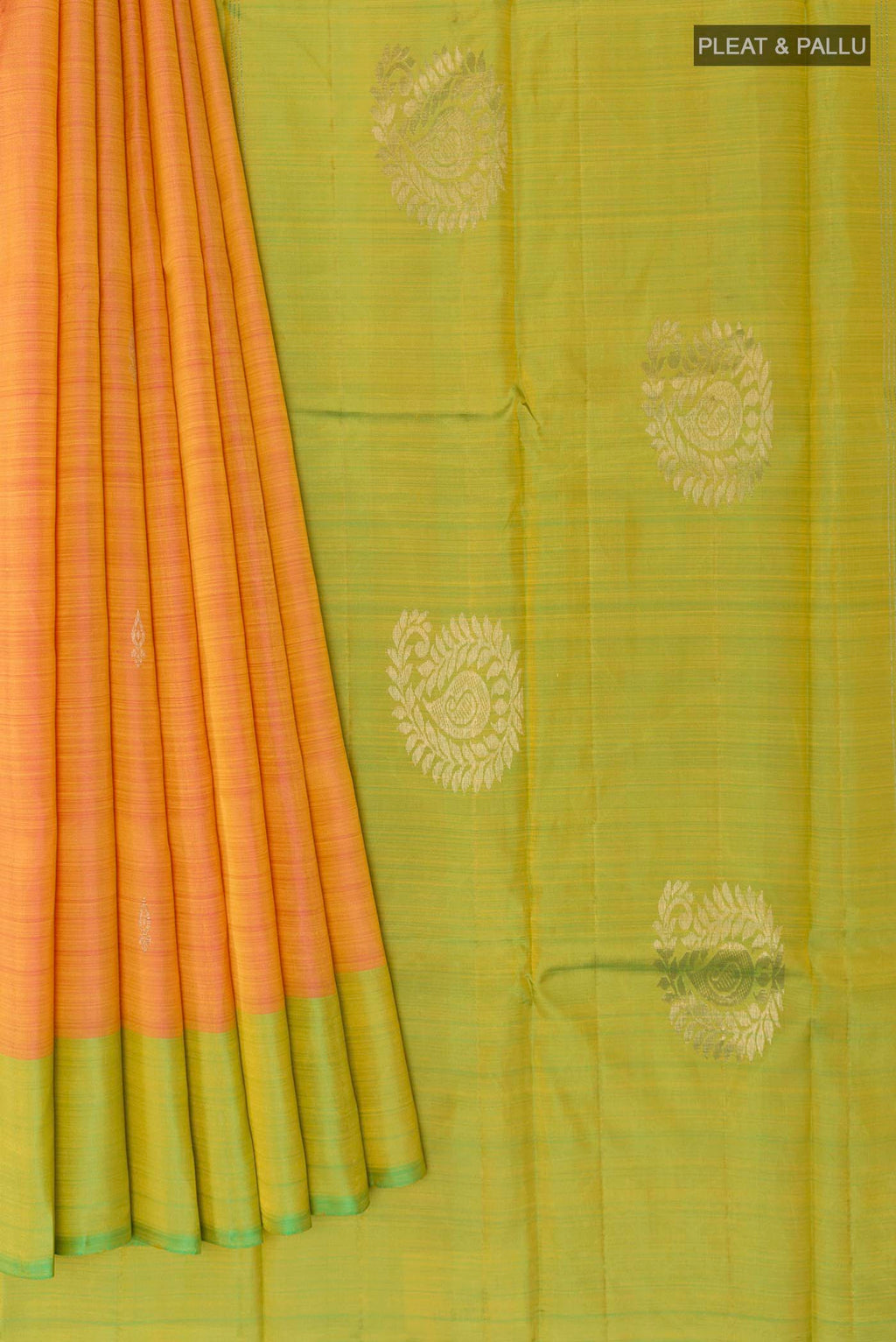 pleats pallu