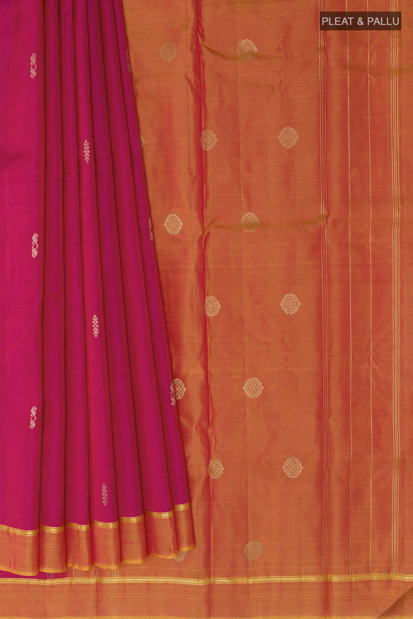 pleats pallu