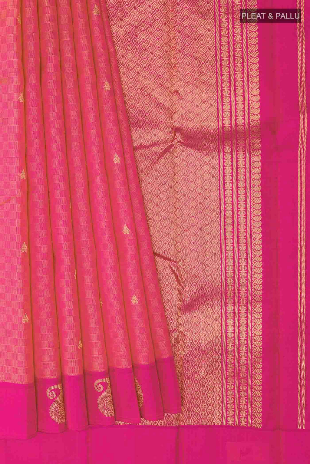 pleats pallu