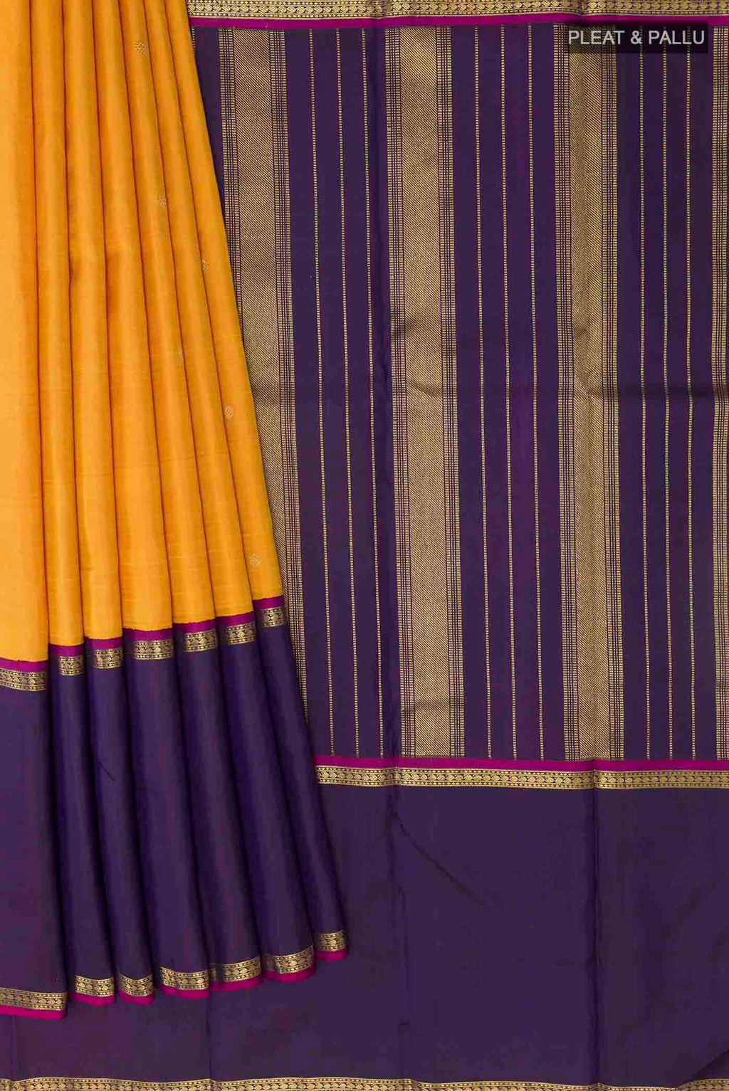 pleats pallu