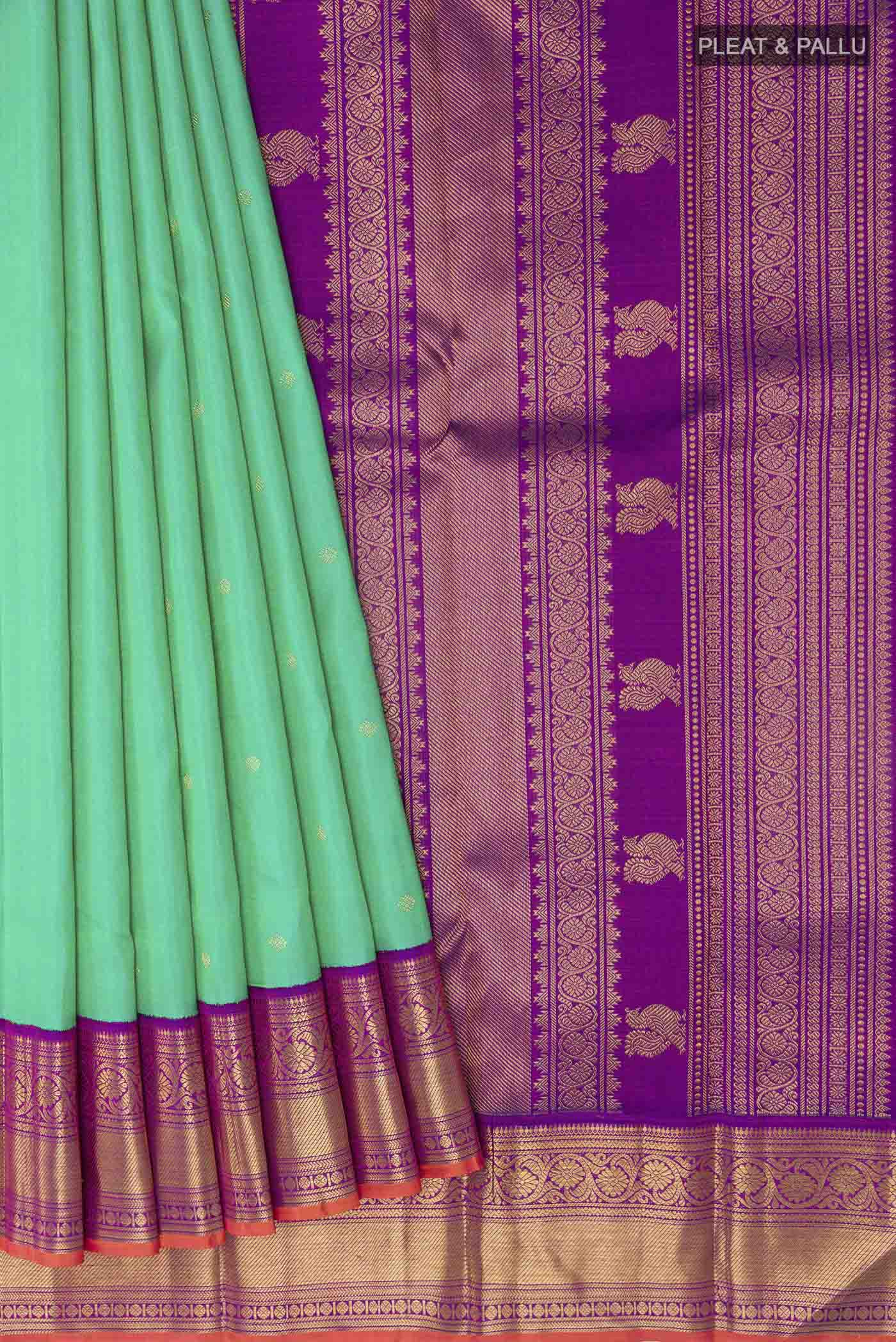 pleats pallu