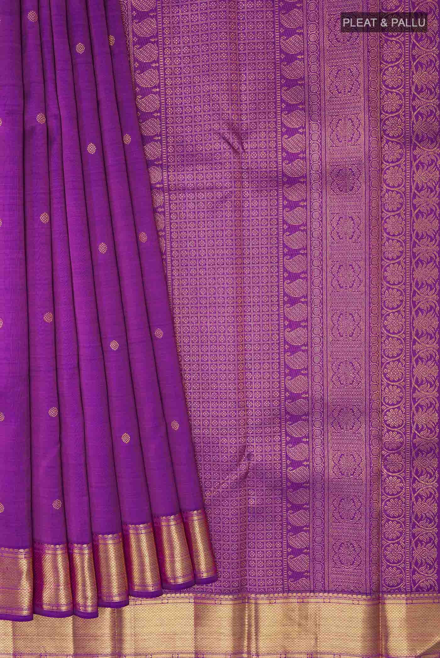 pleats pallu