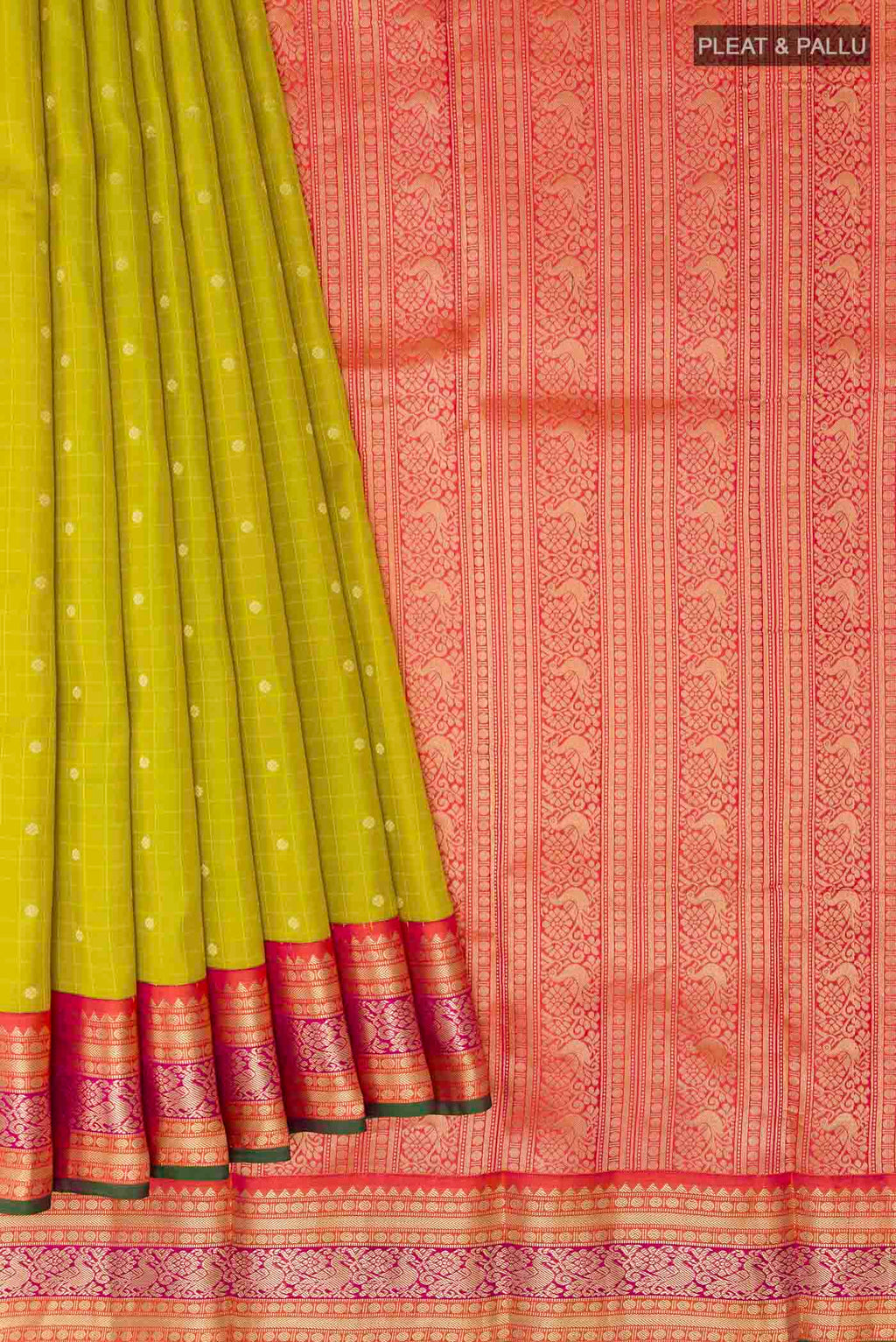 pleats pallu