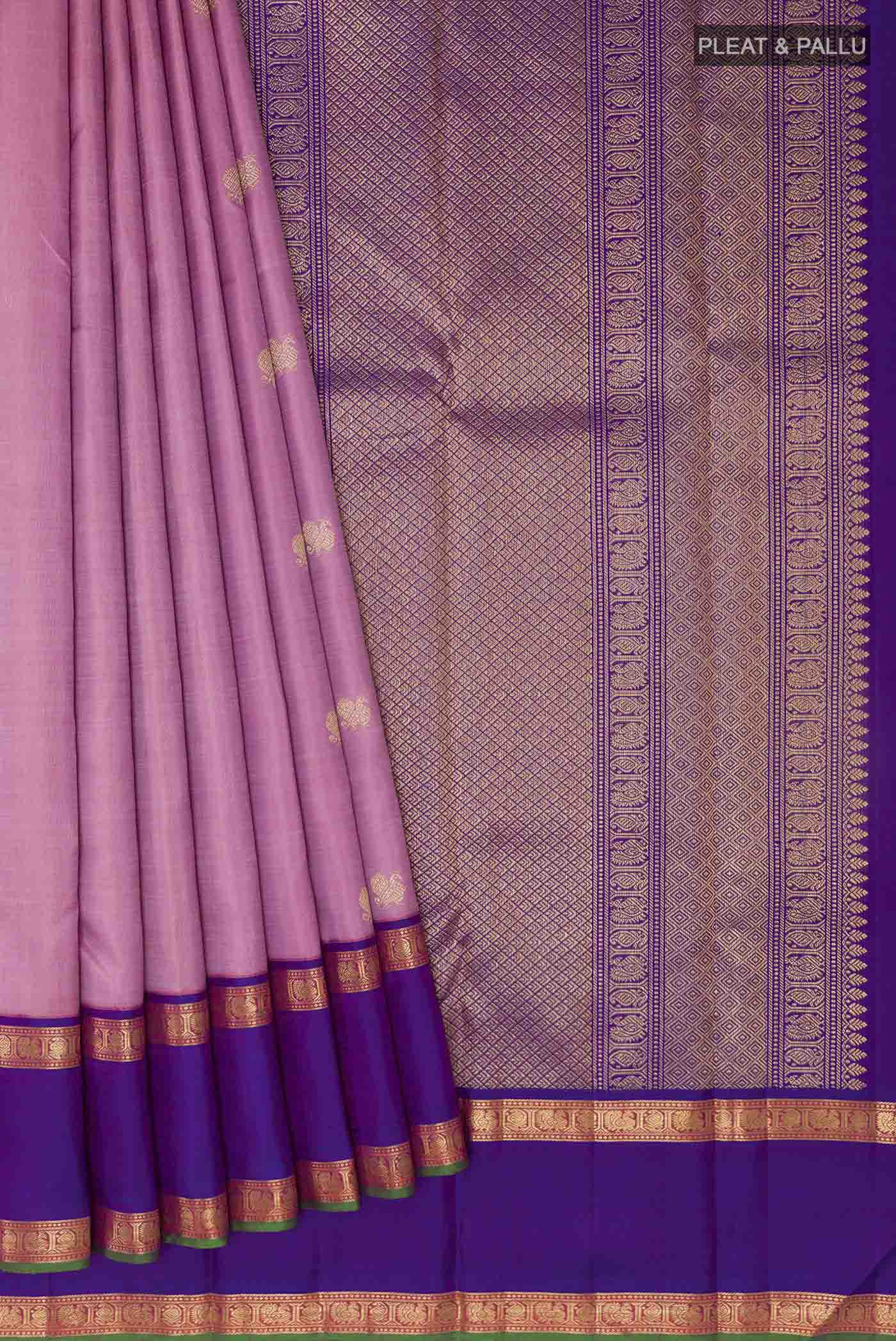 pleats pallu