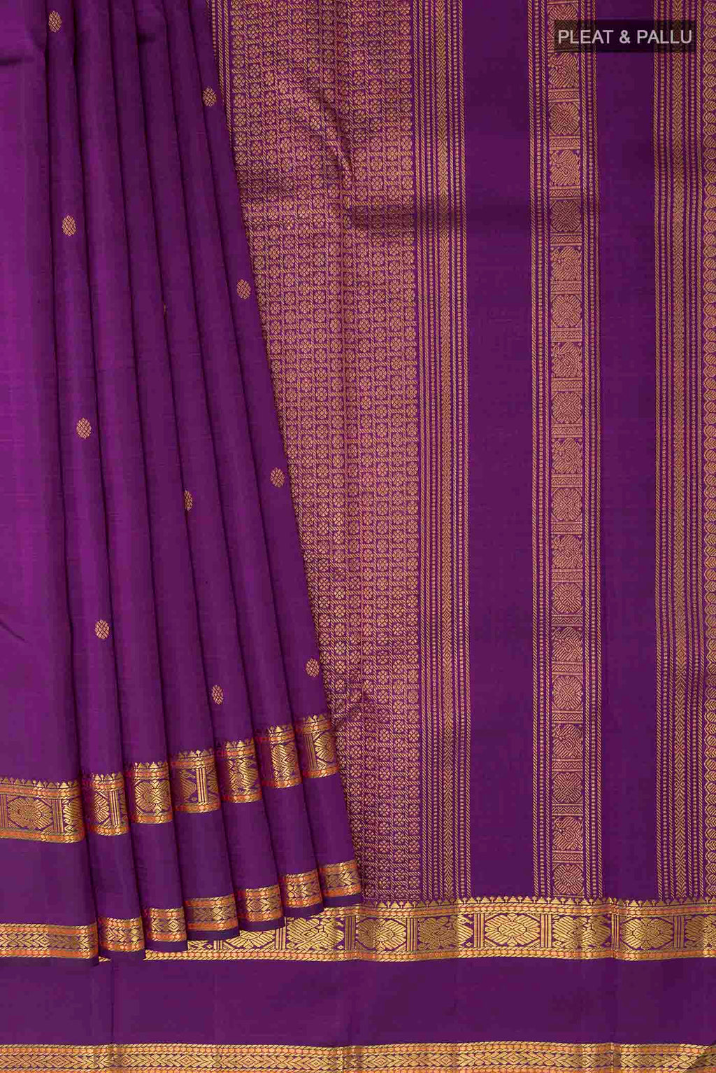 pleats pallu