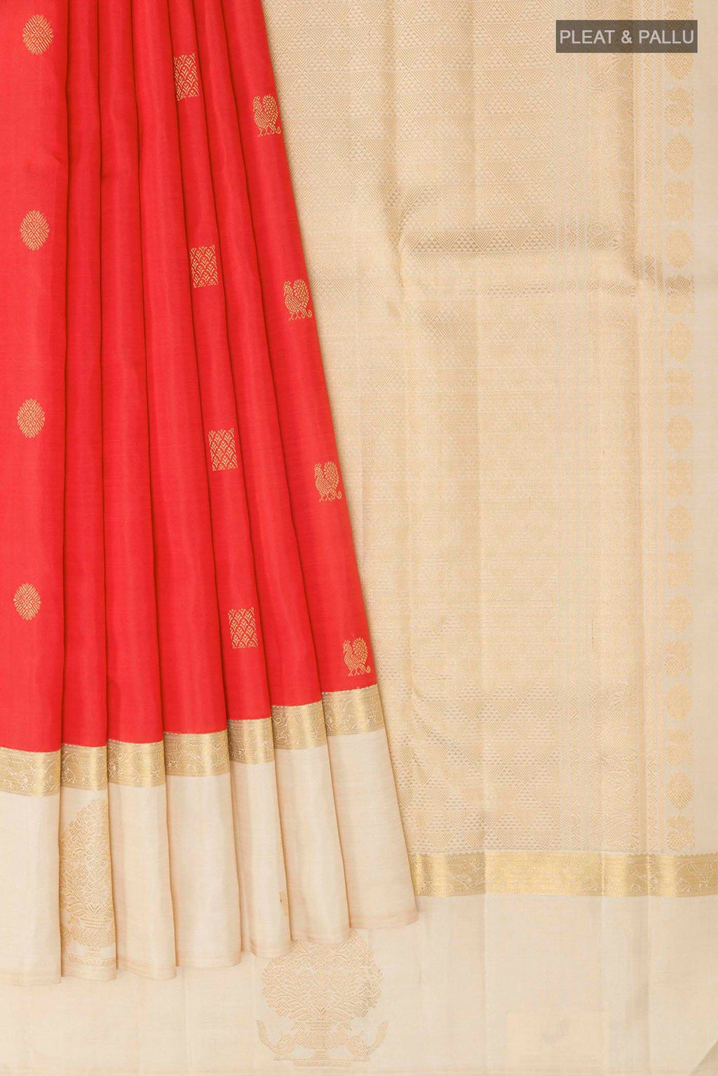 pleats pallu