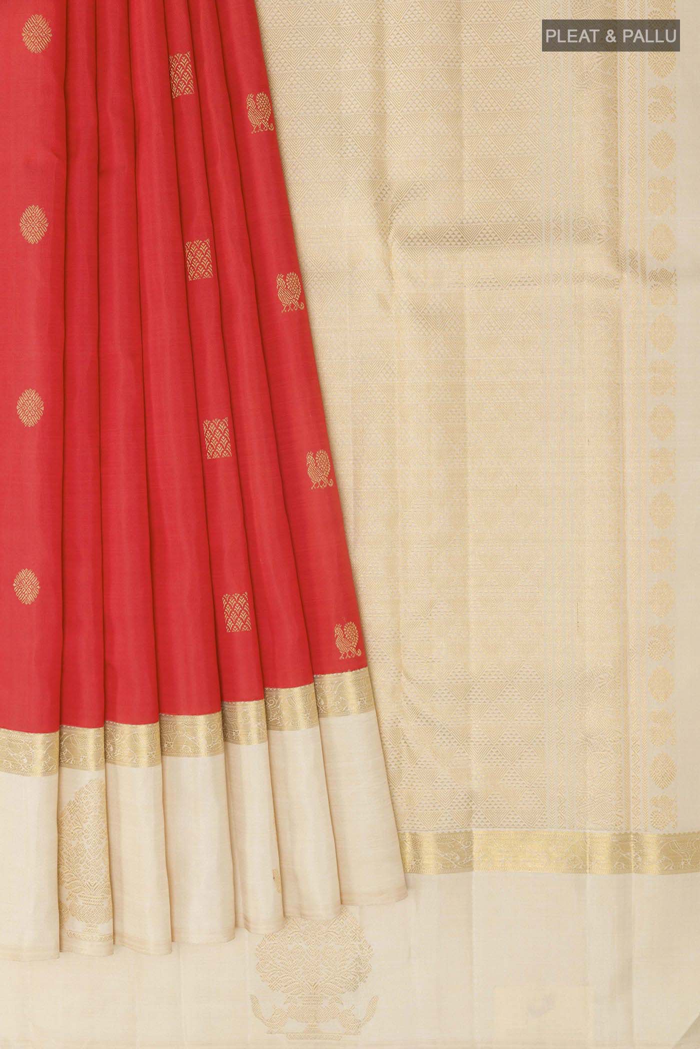 pleats pallu