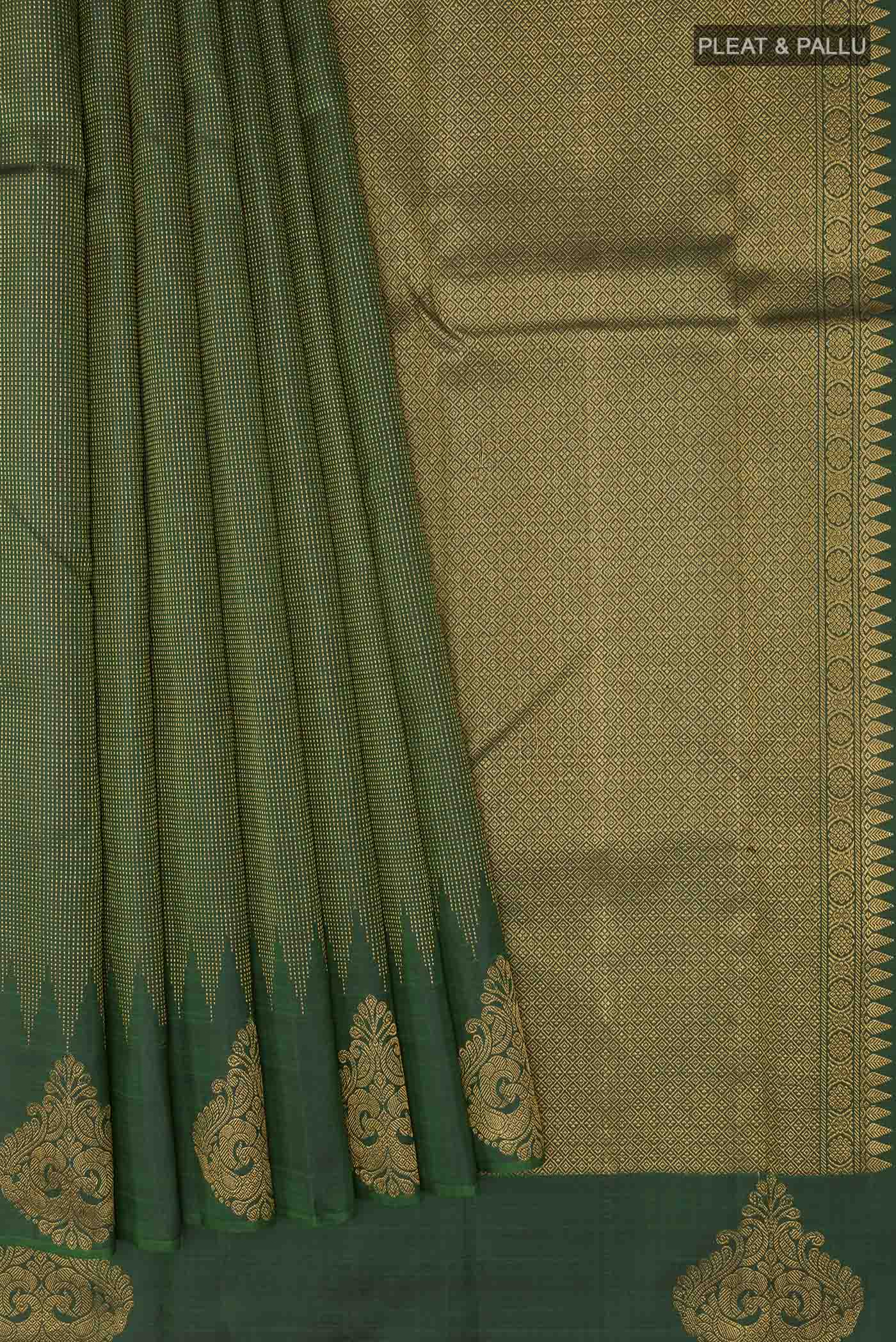 pleats pallu