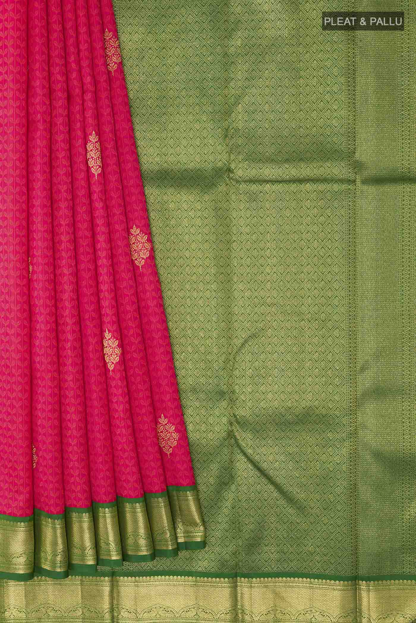 pleats pallu