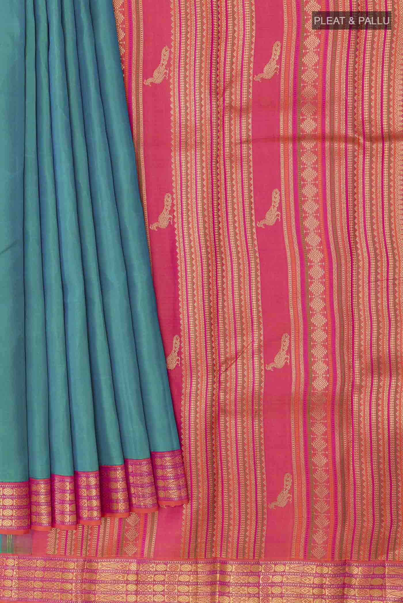 pleats pallu