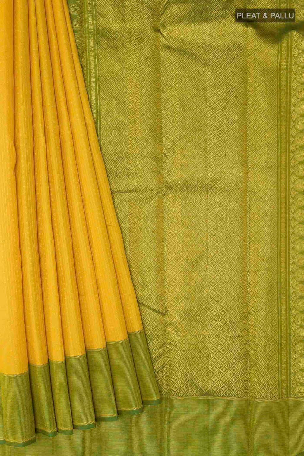 pleats pallu