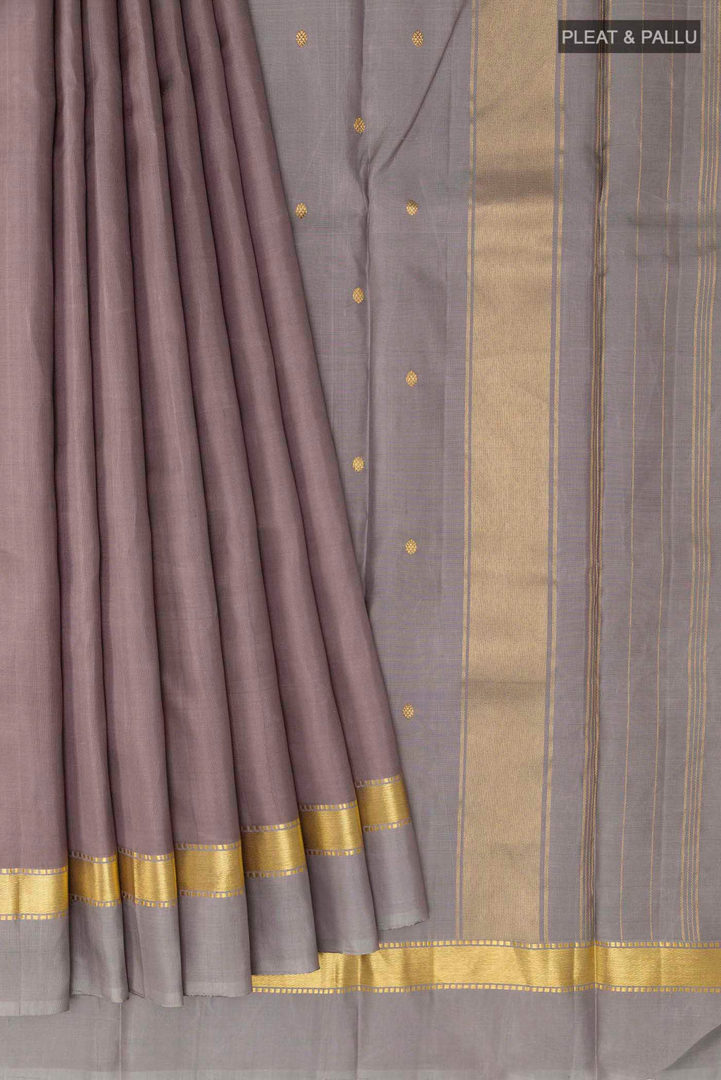 pleats pallu