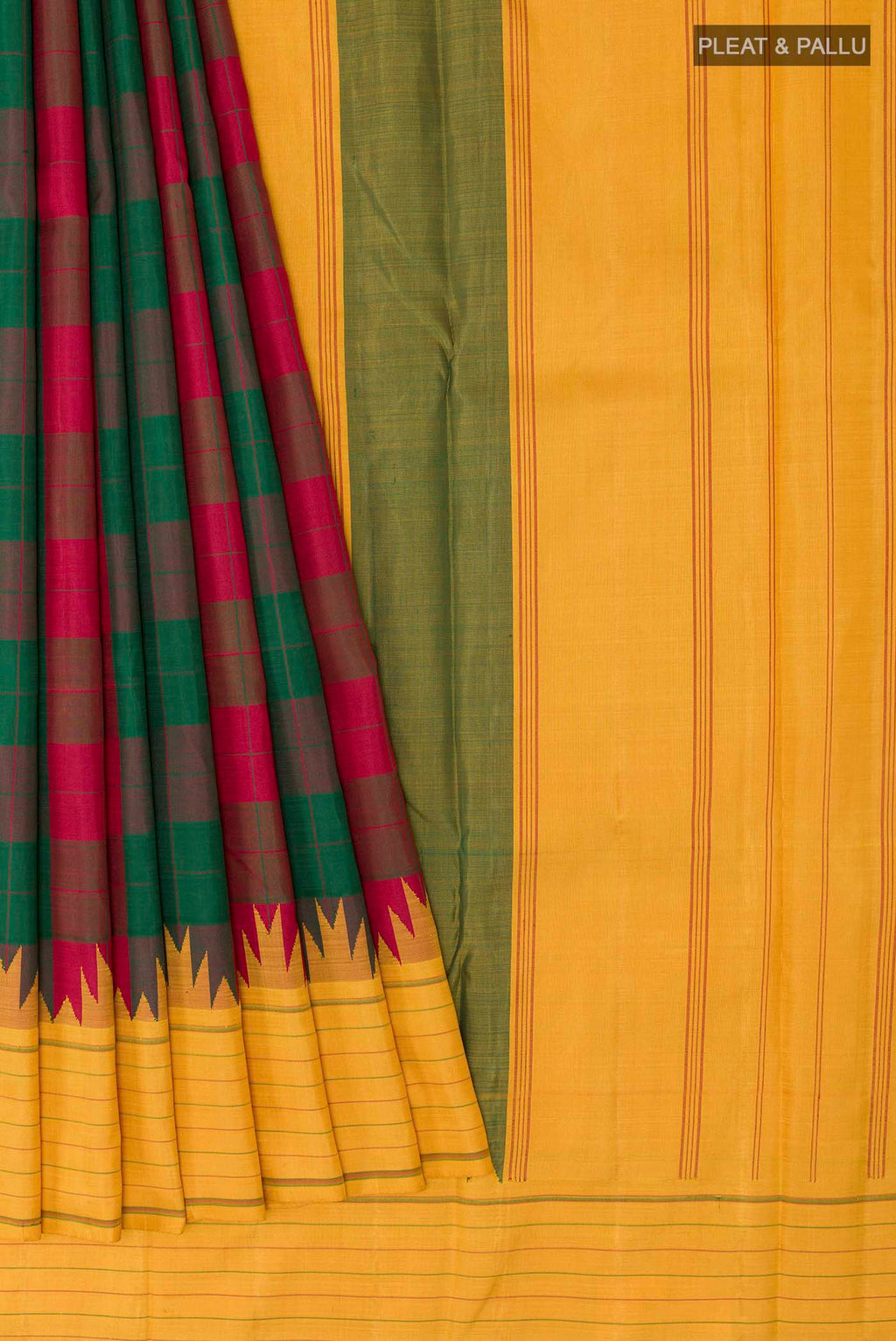 pleats pallu