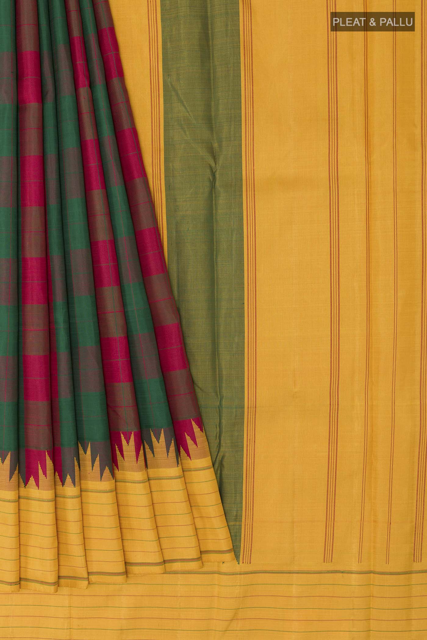 pleats pallu