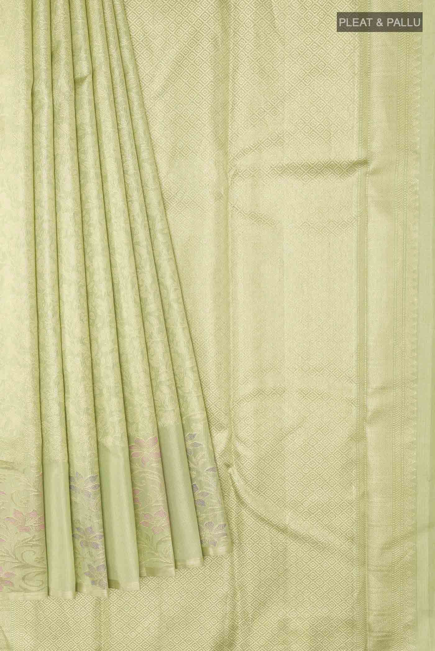 pleats pallu